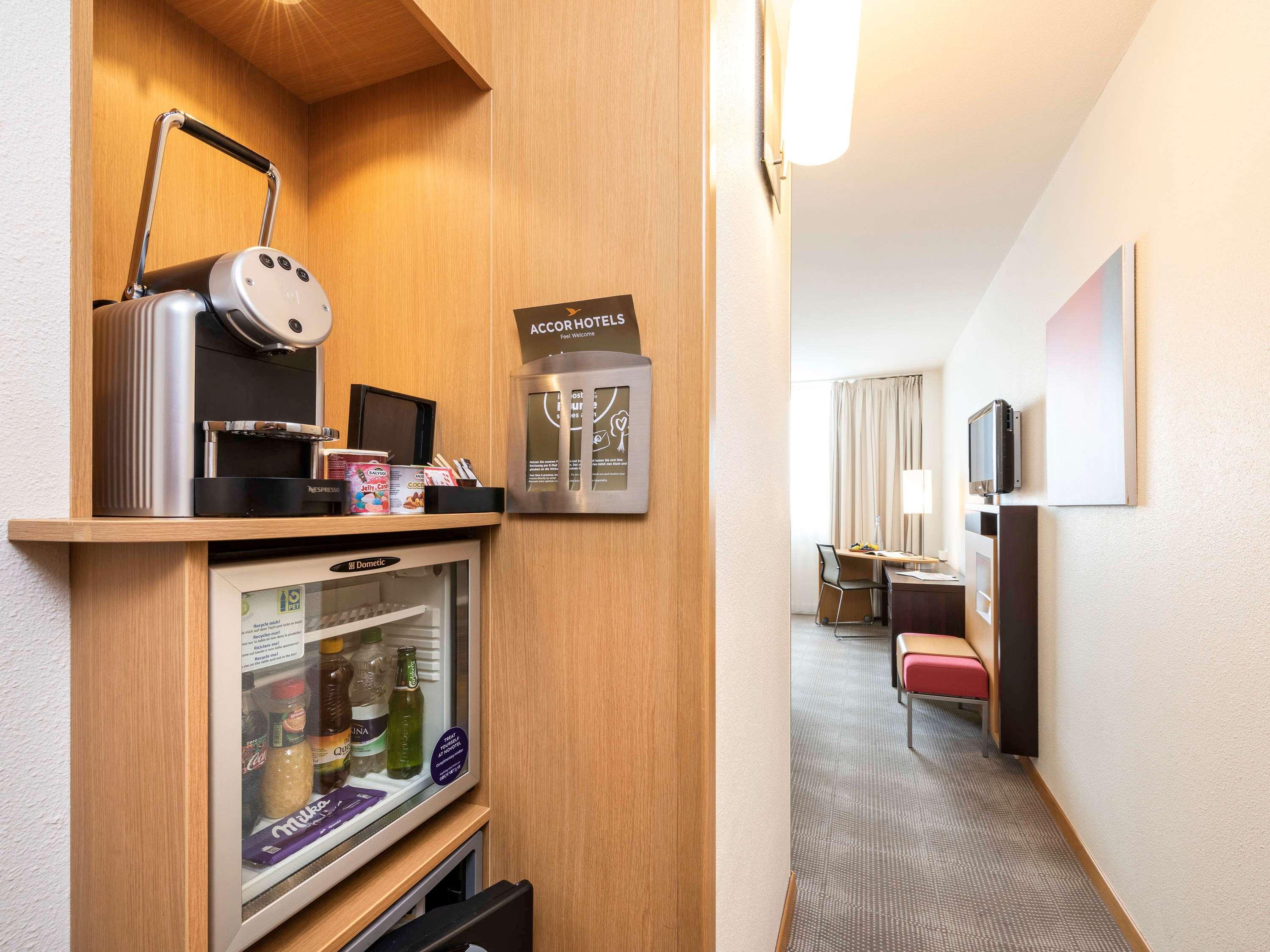 Double Executive Queen Bed