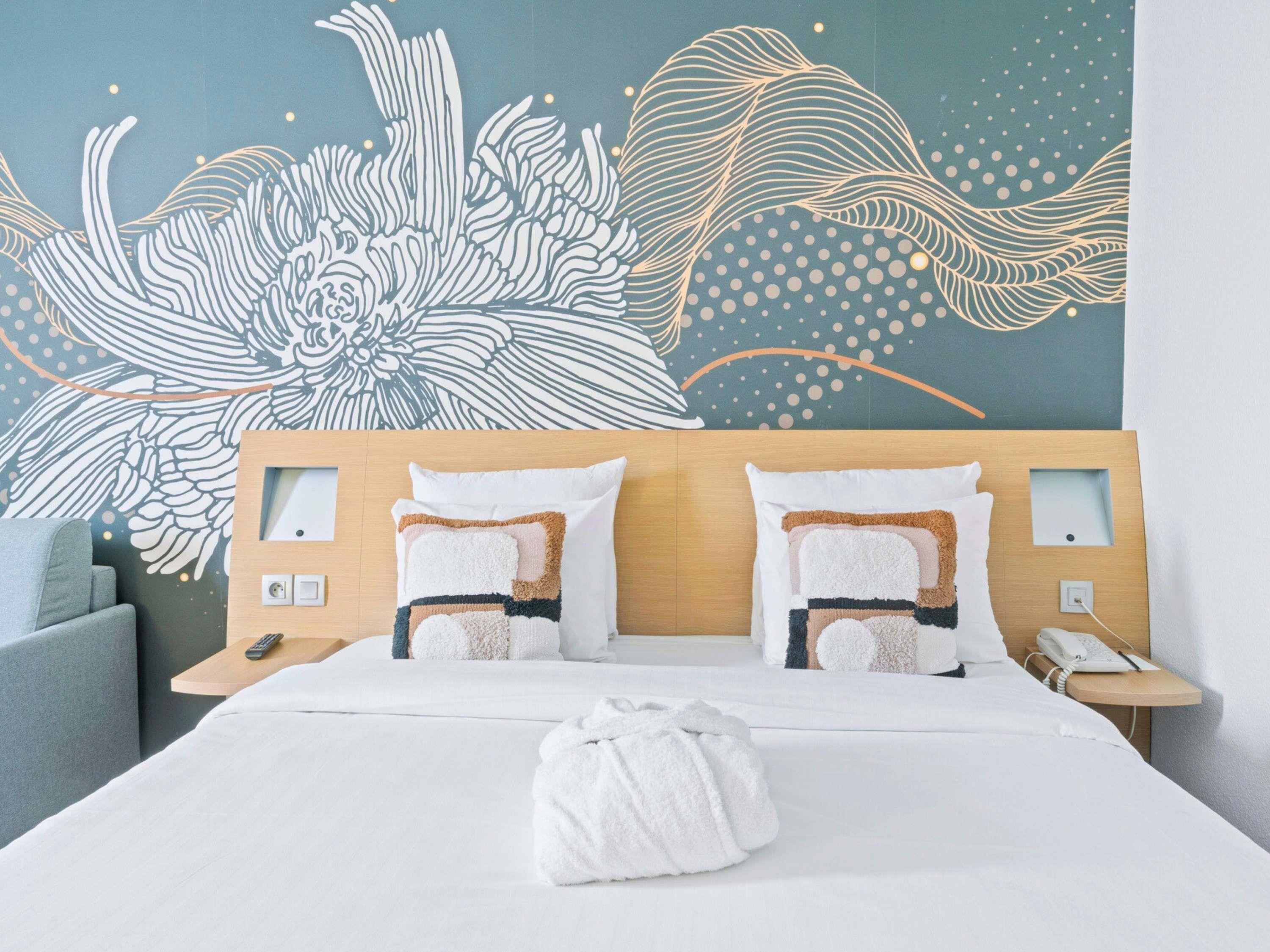 Double Superior Queen Bed