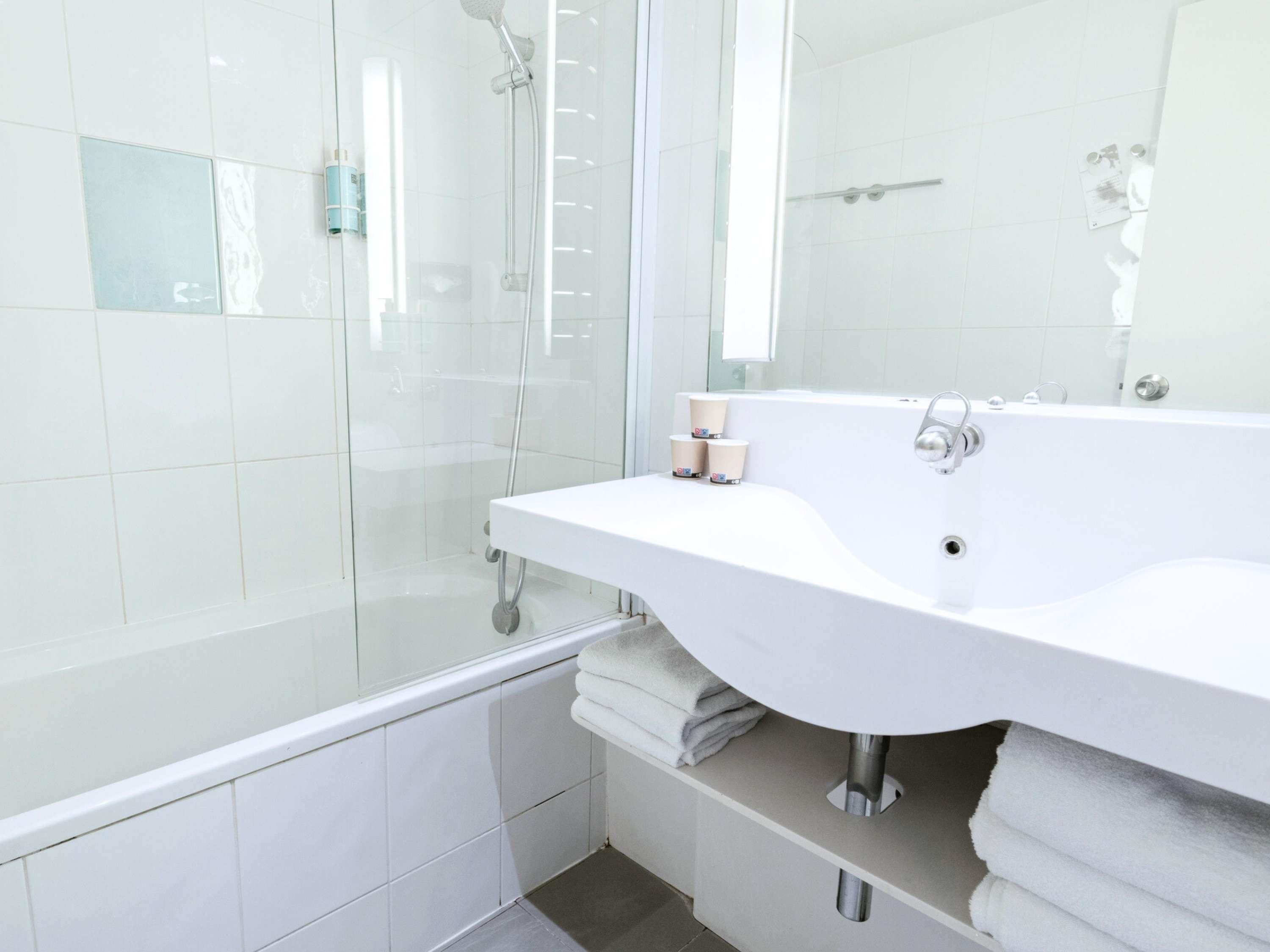 Double Classic Double Bed