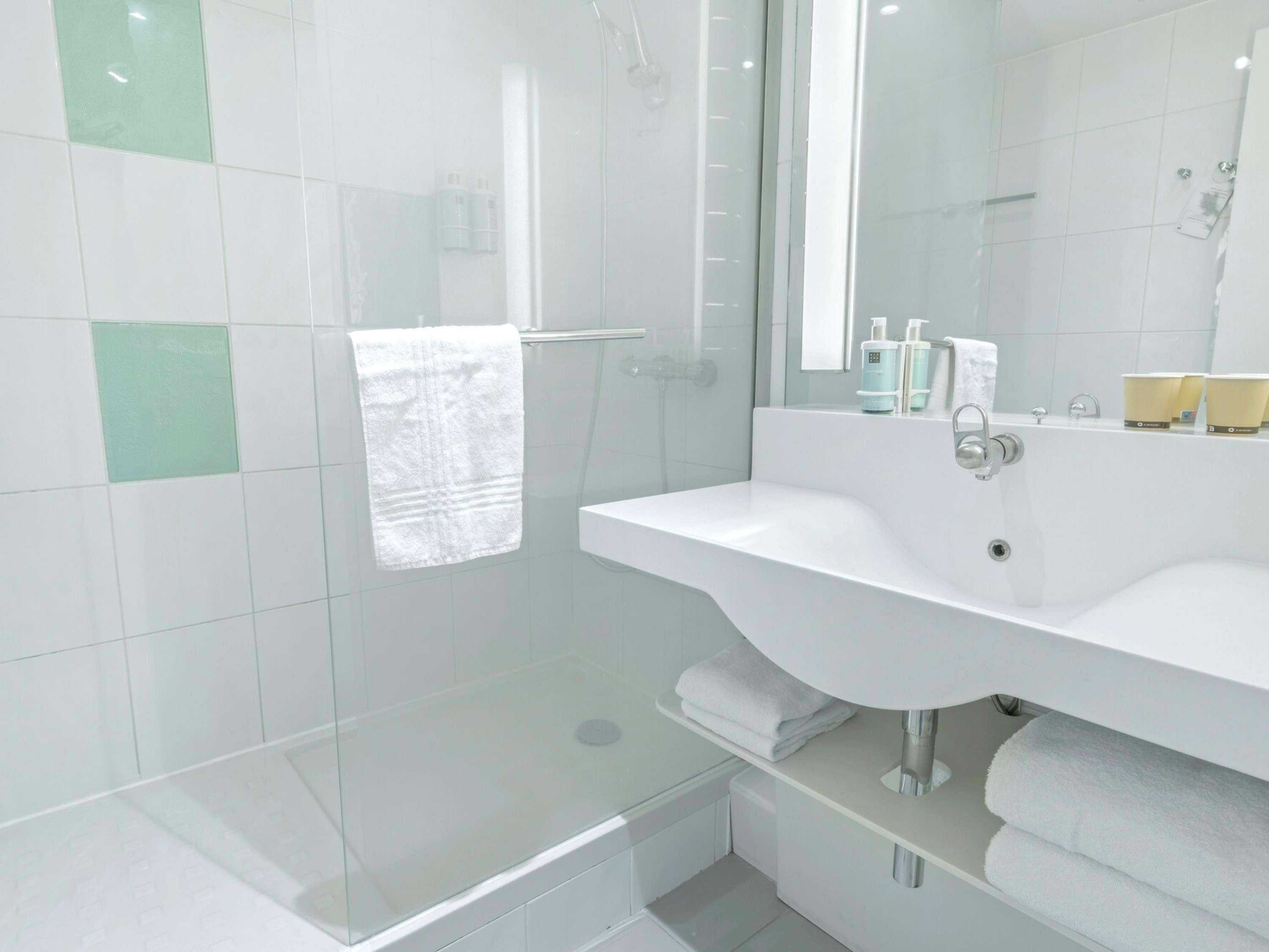 Double Classic Double Bed