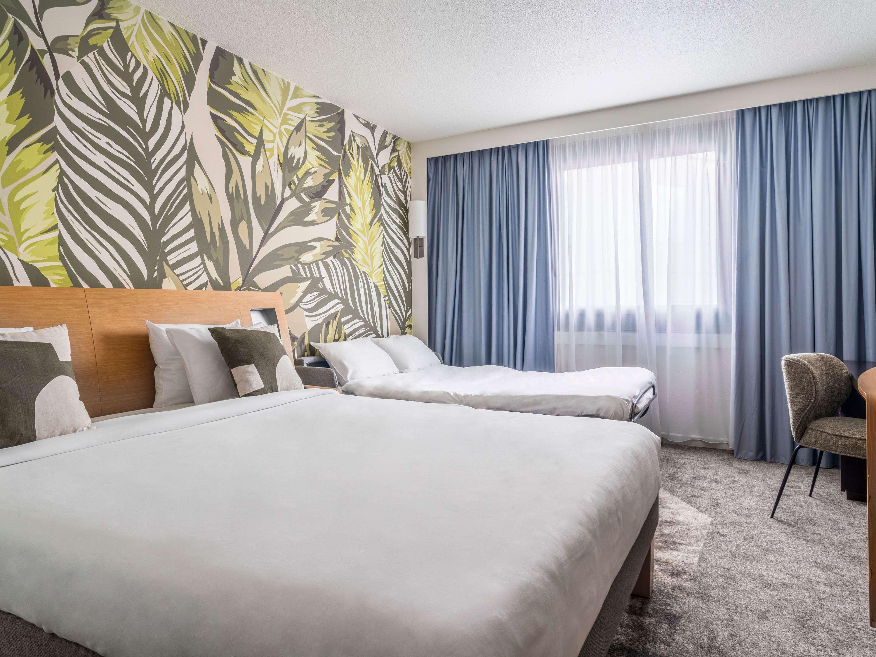 Double Classic Double Bed