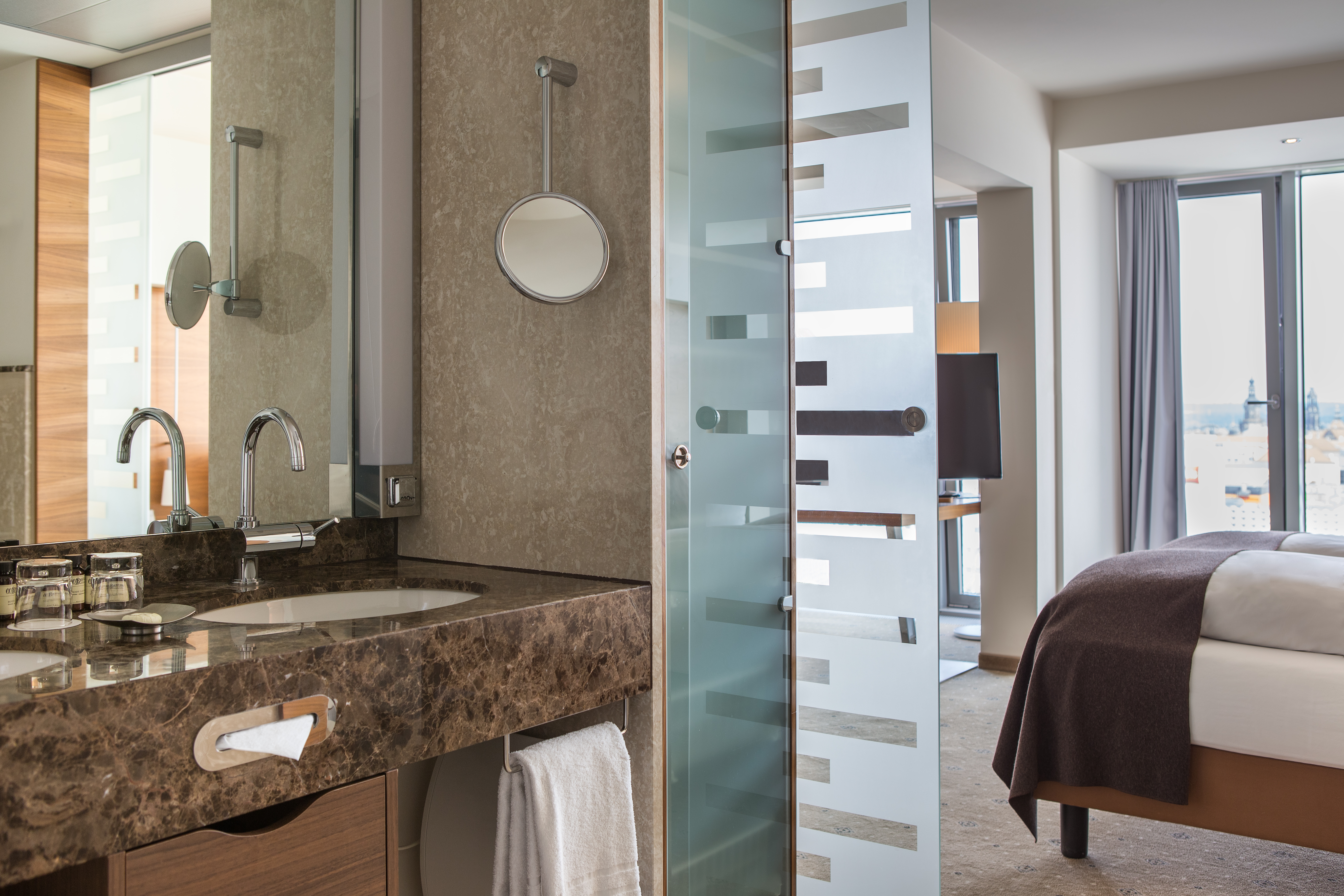 Junior Suite Standard