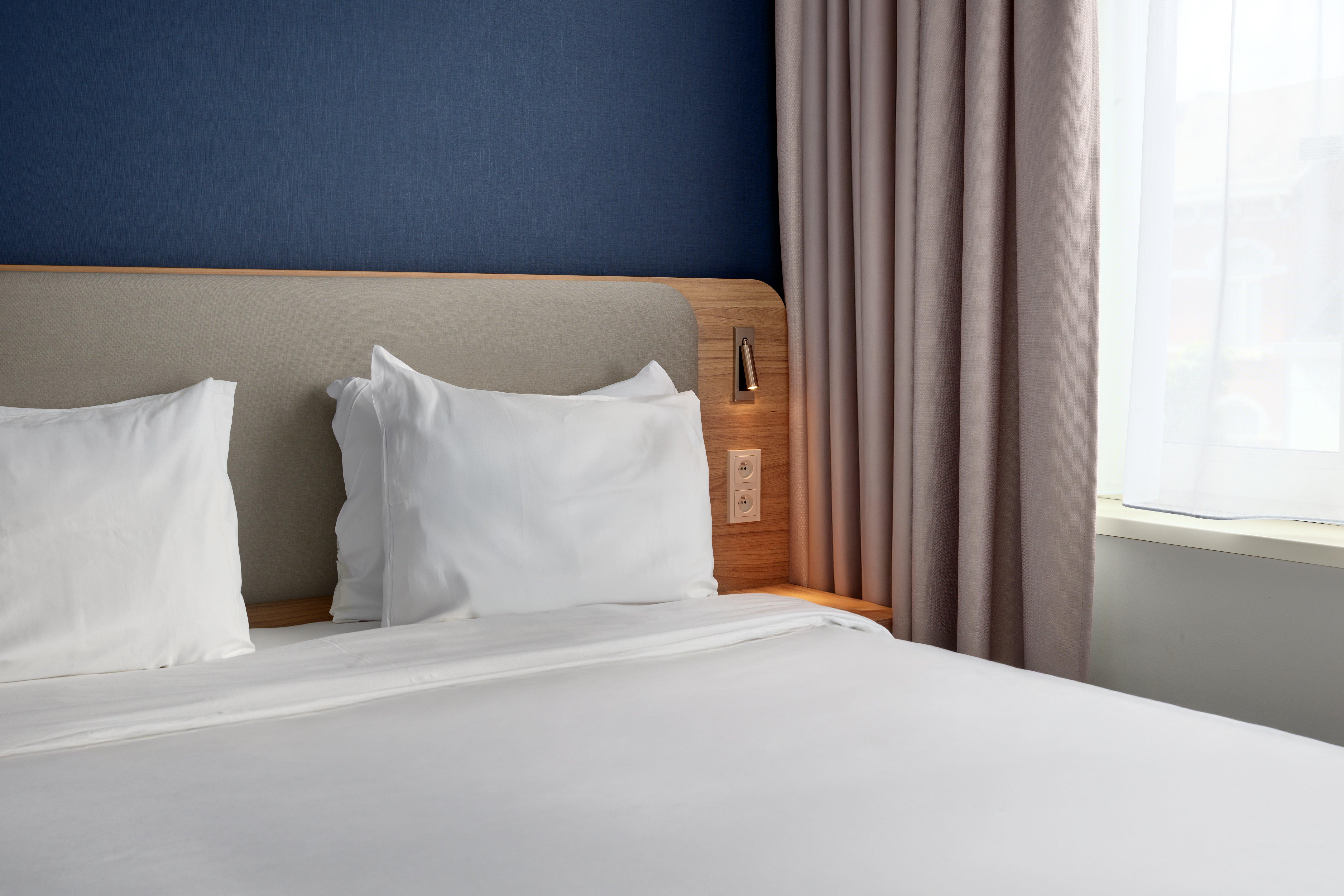 Double King Size Bed