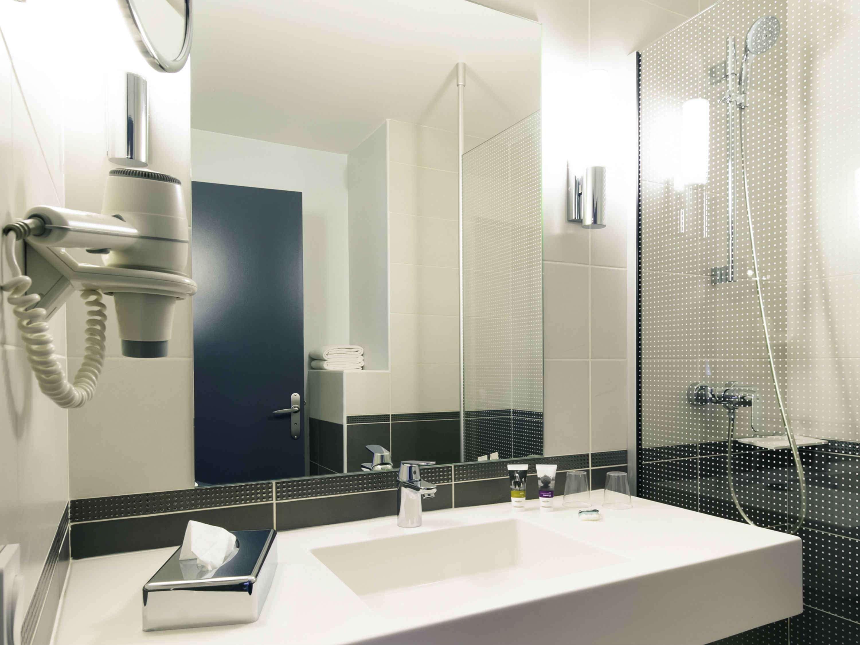 Double Classic Double Bed