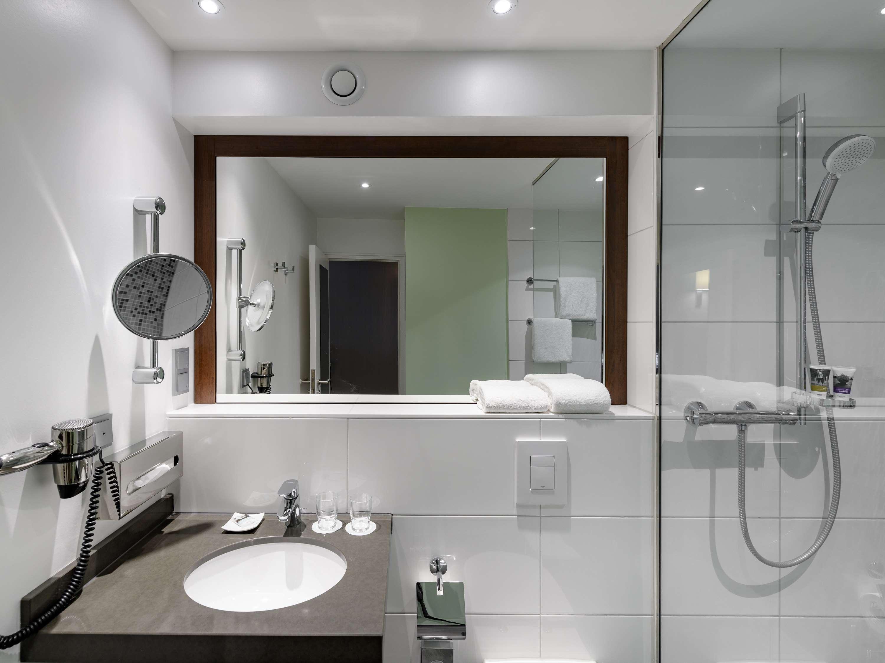 Double Queen Size Bed