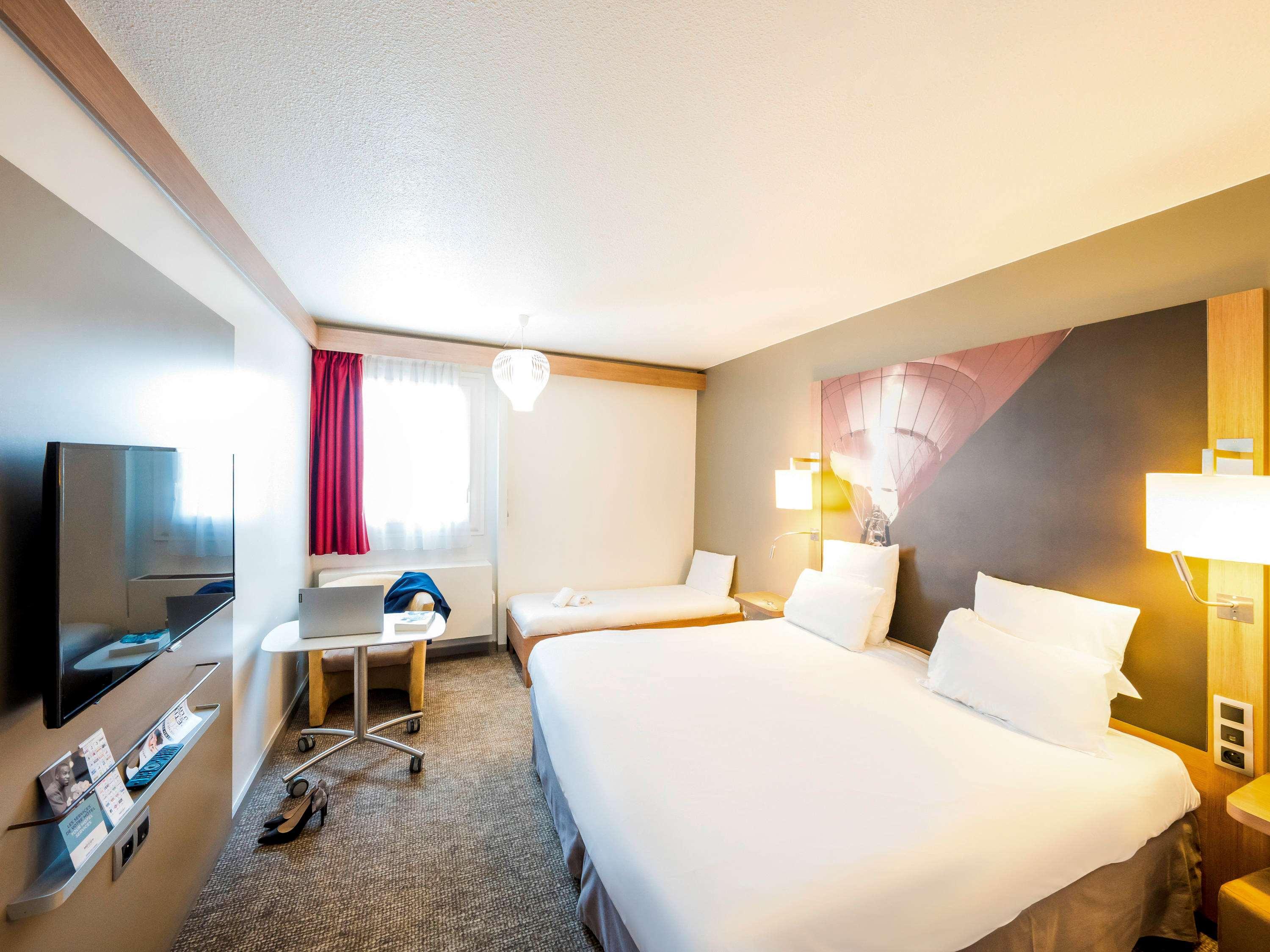 Double Classic Double Bed