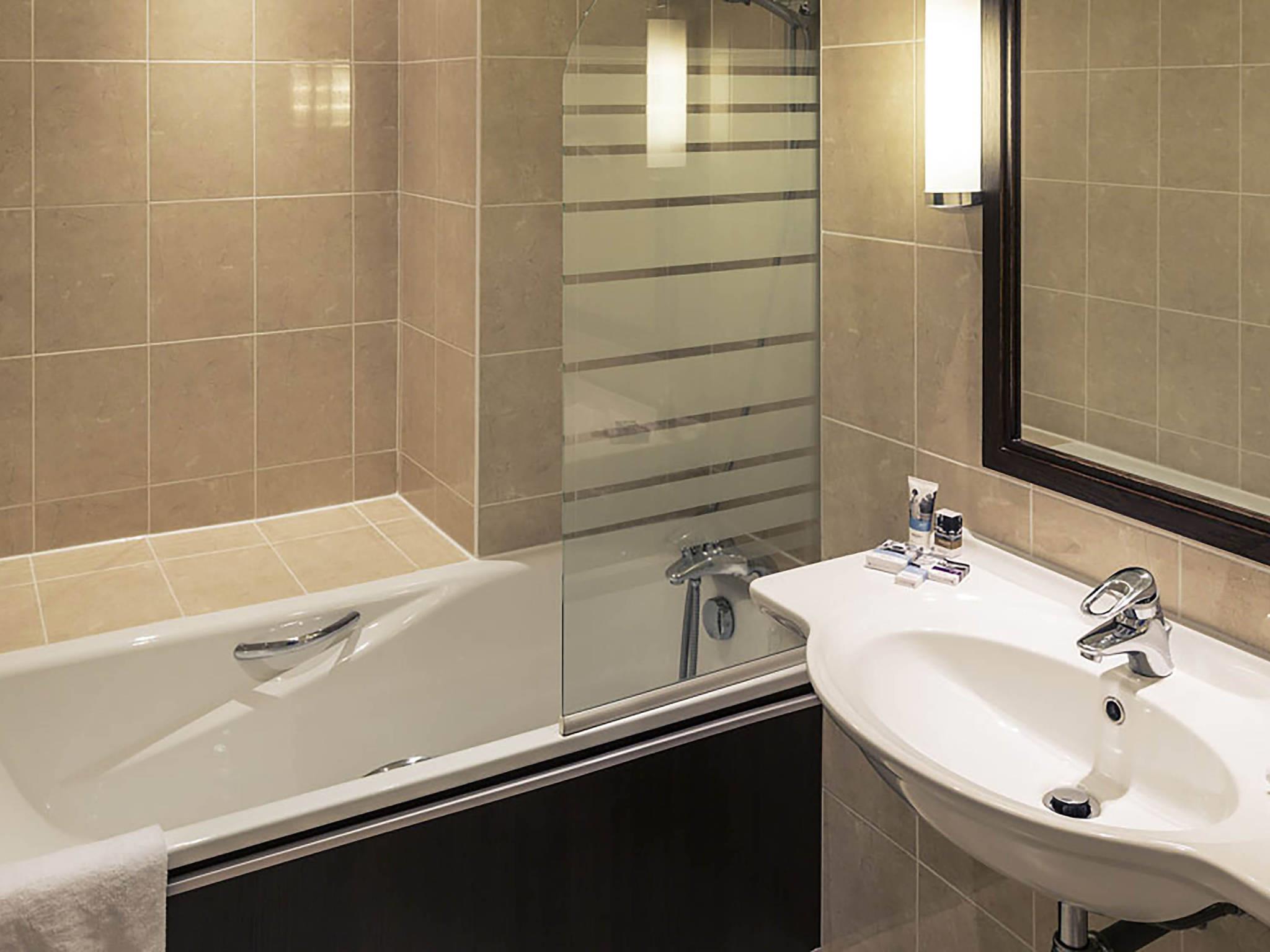 Suite Connecting Room