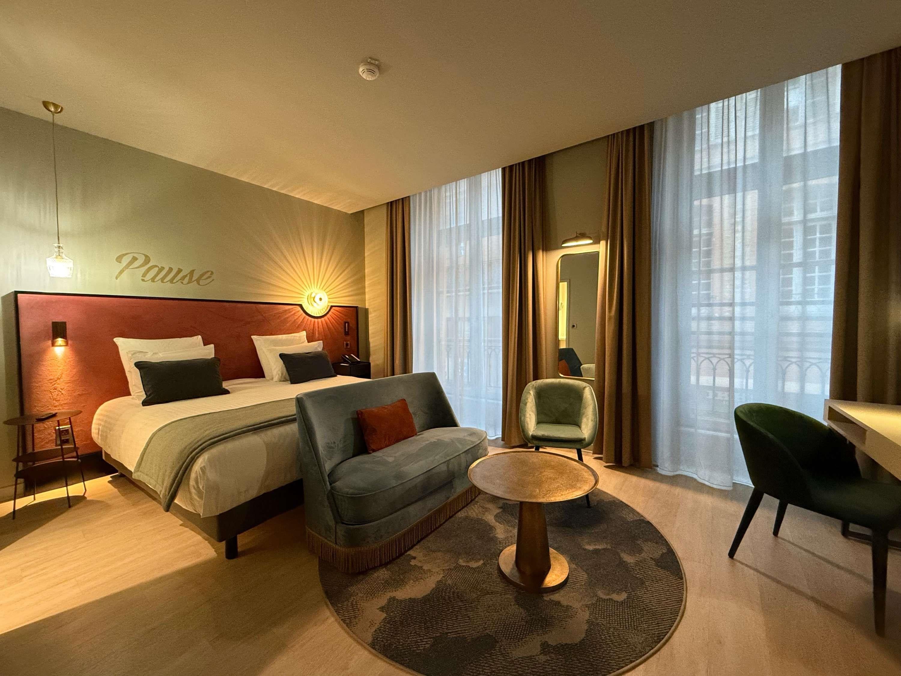 Double Superior King Bed