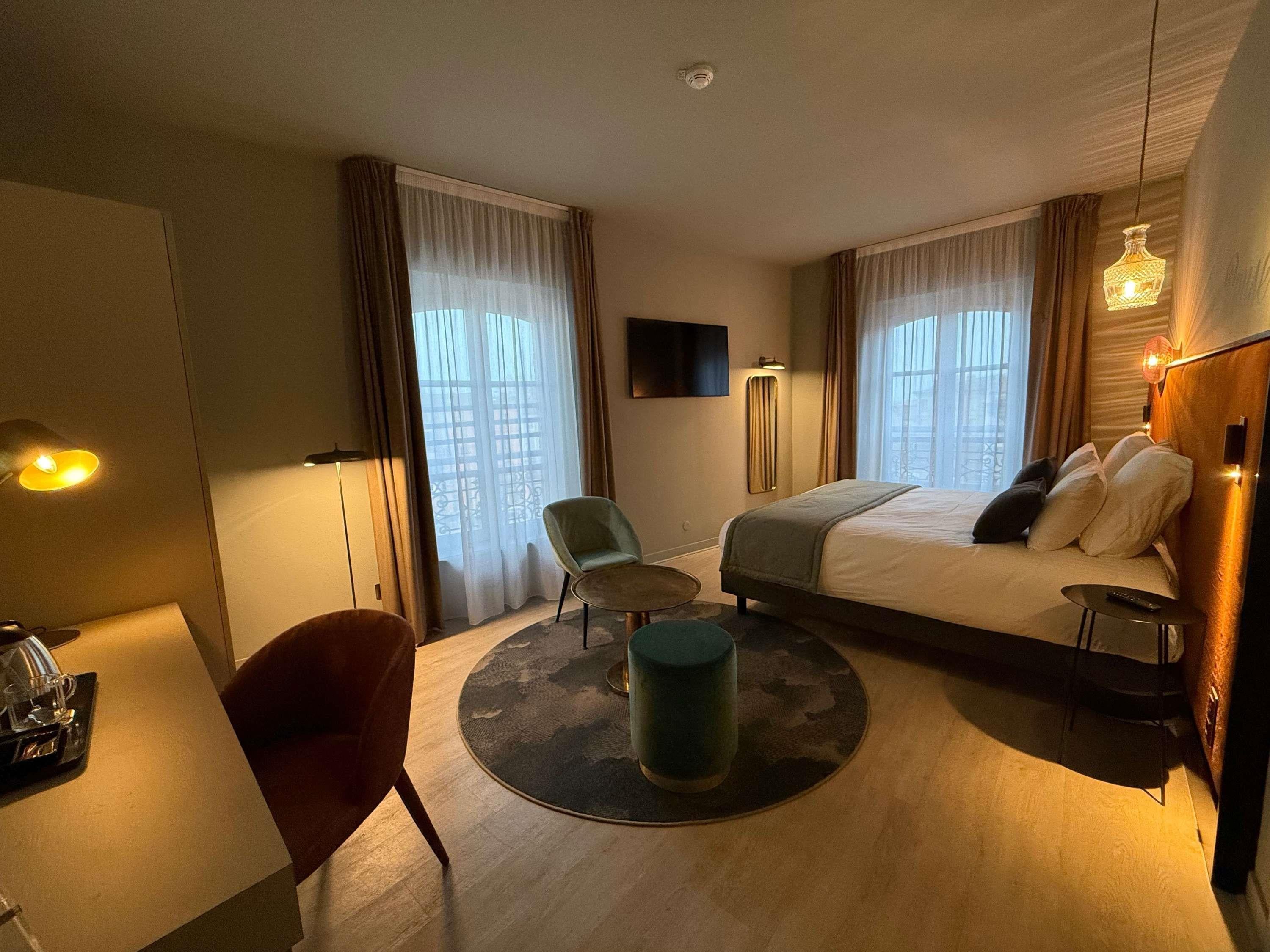 Double King Size Bed