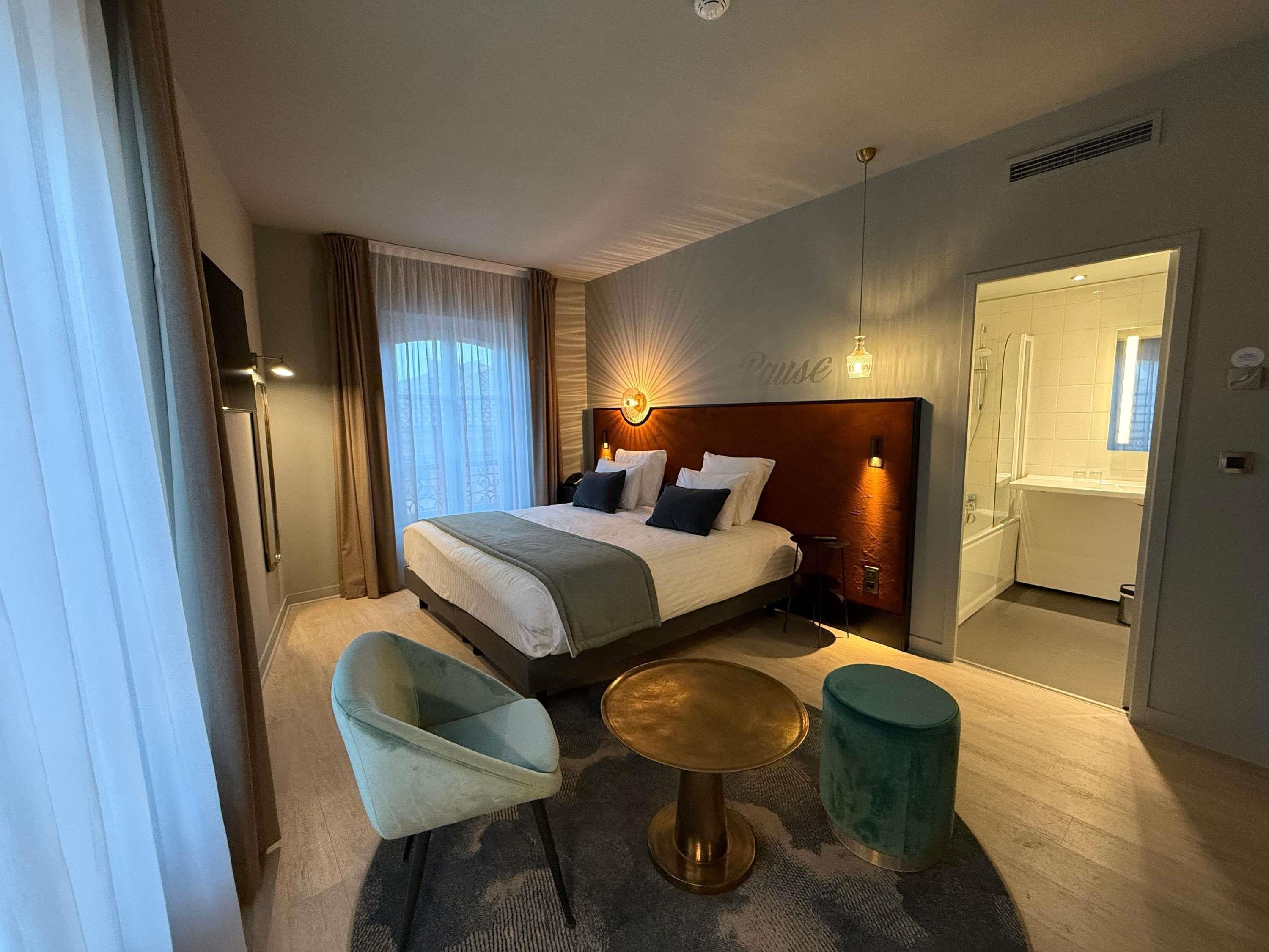 Double King Size Bed