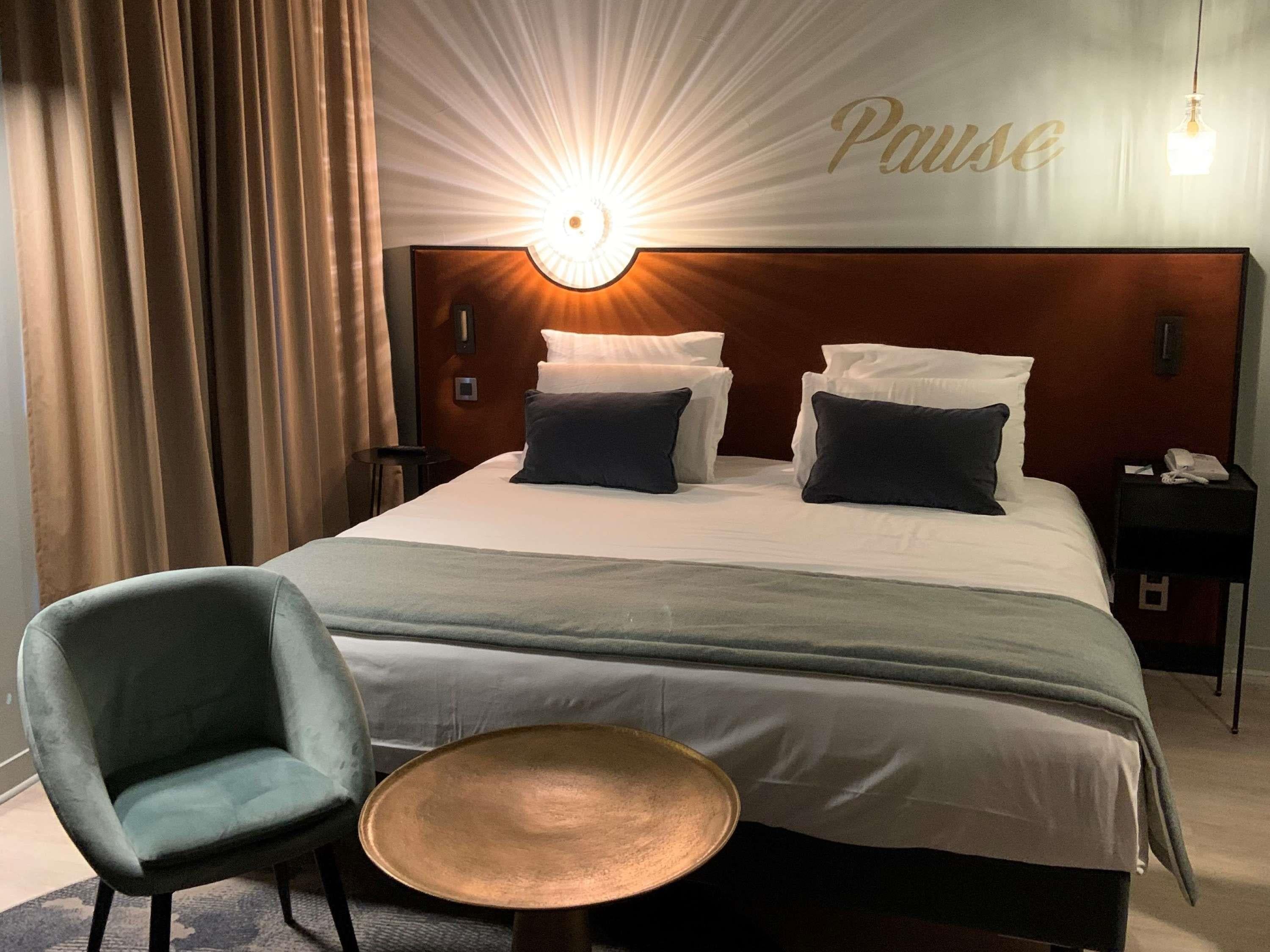 Double King Size Bed