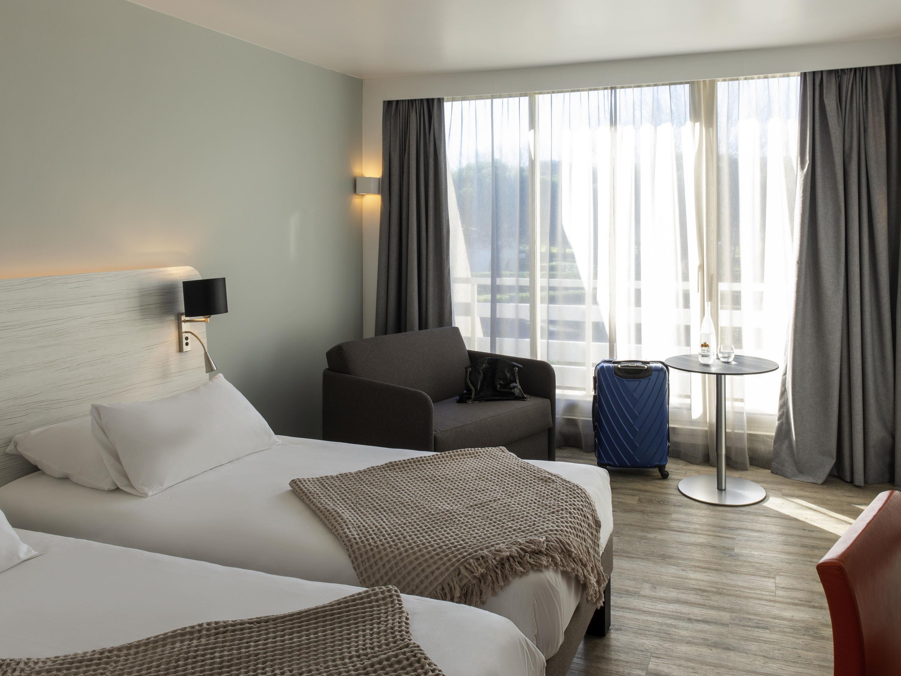 Double Classic Double Bed