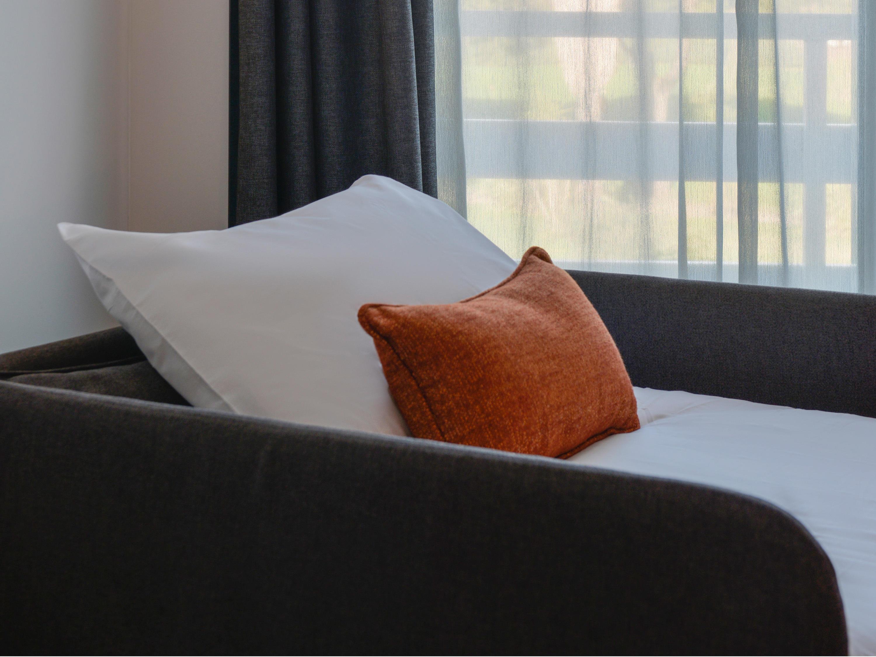 Double Classic Double Bed