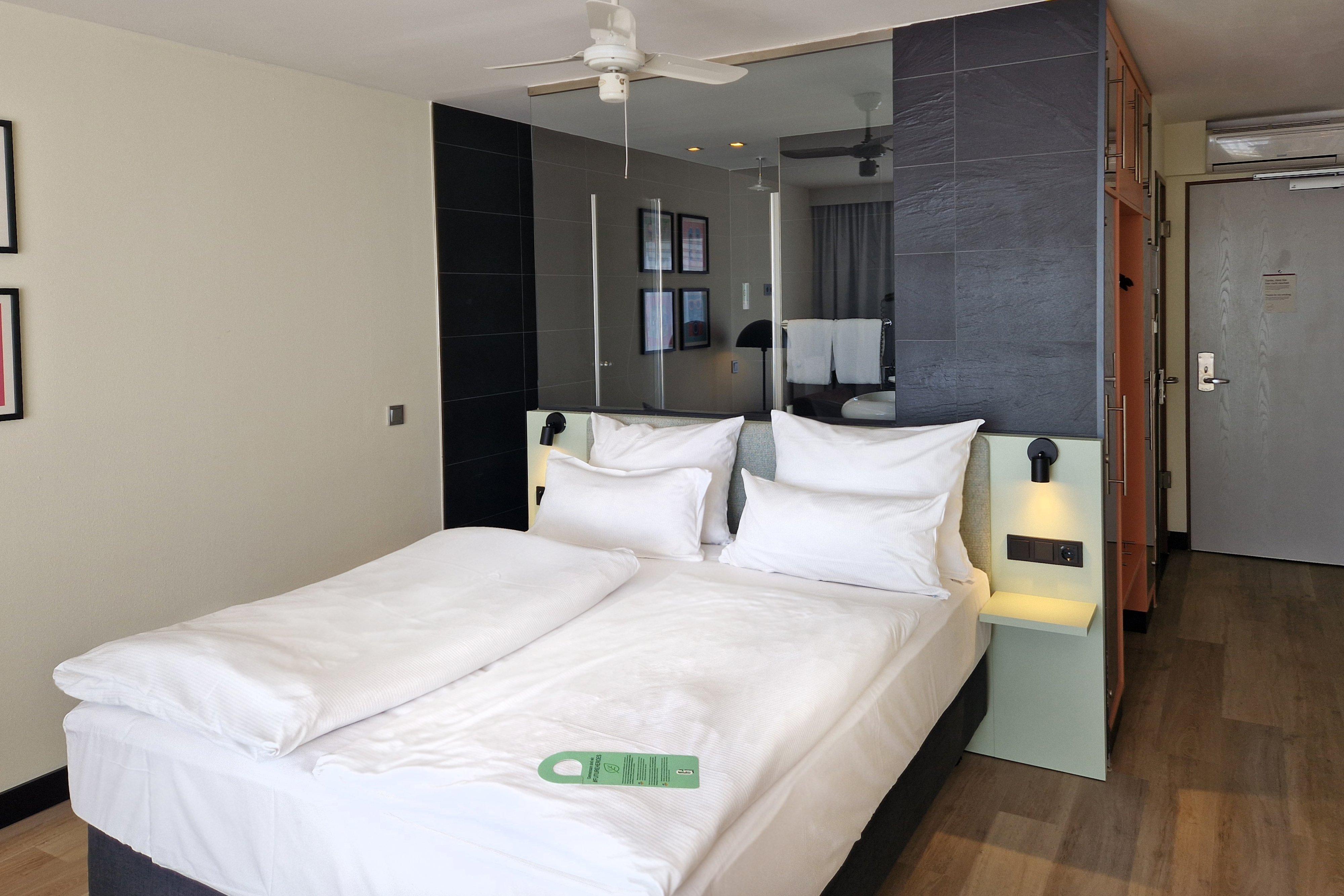 Double Premium Queen Bed