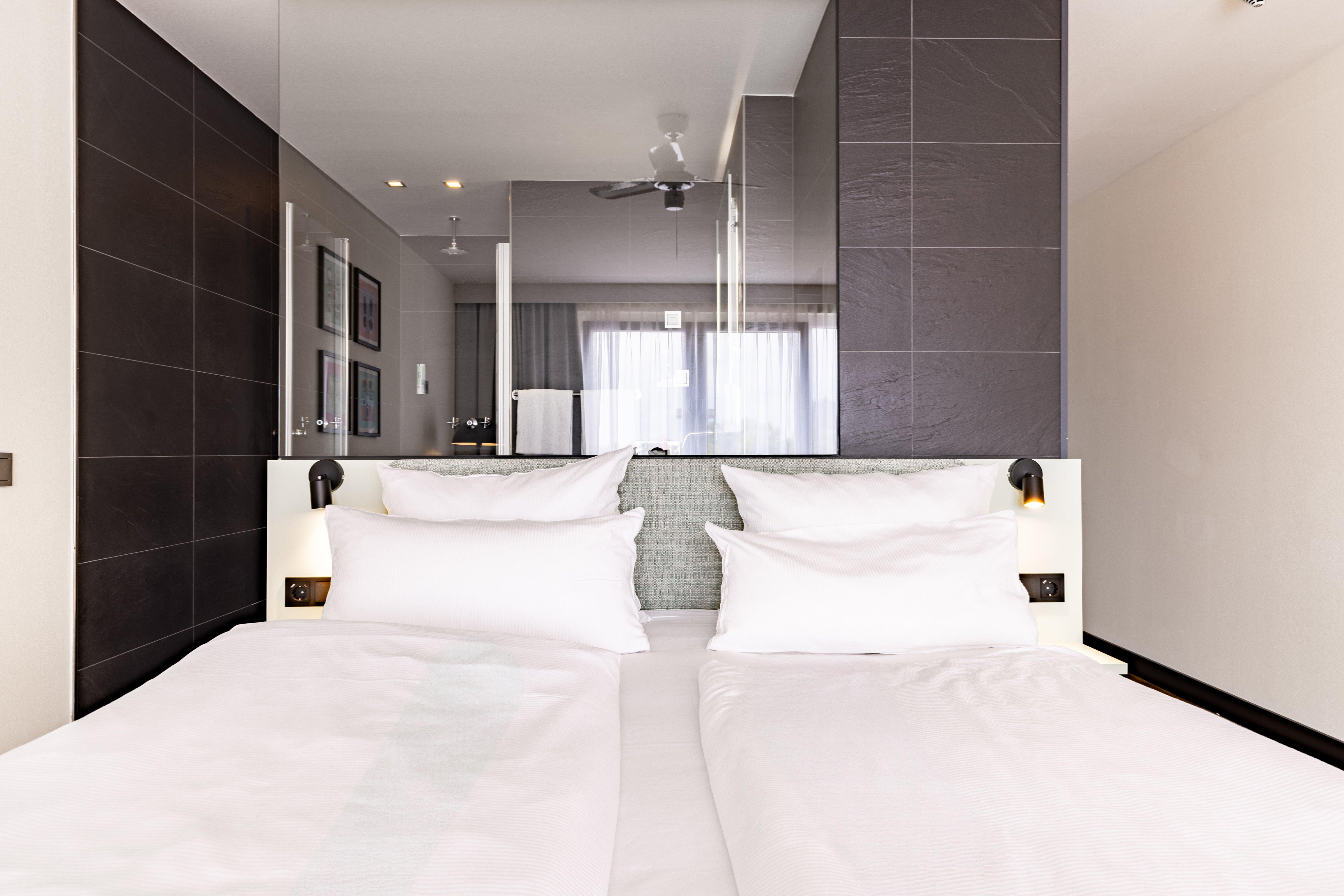 Double Premium Queen Bed