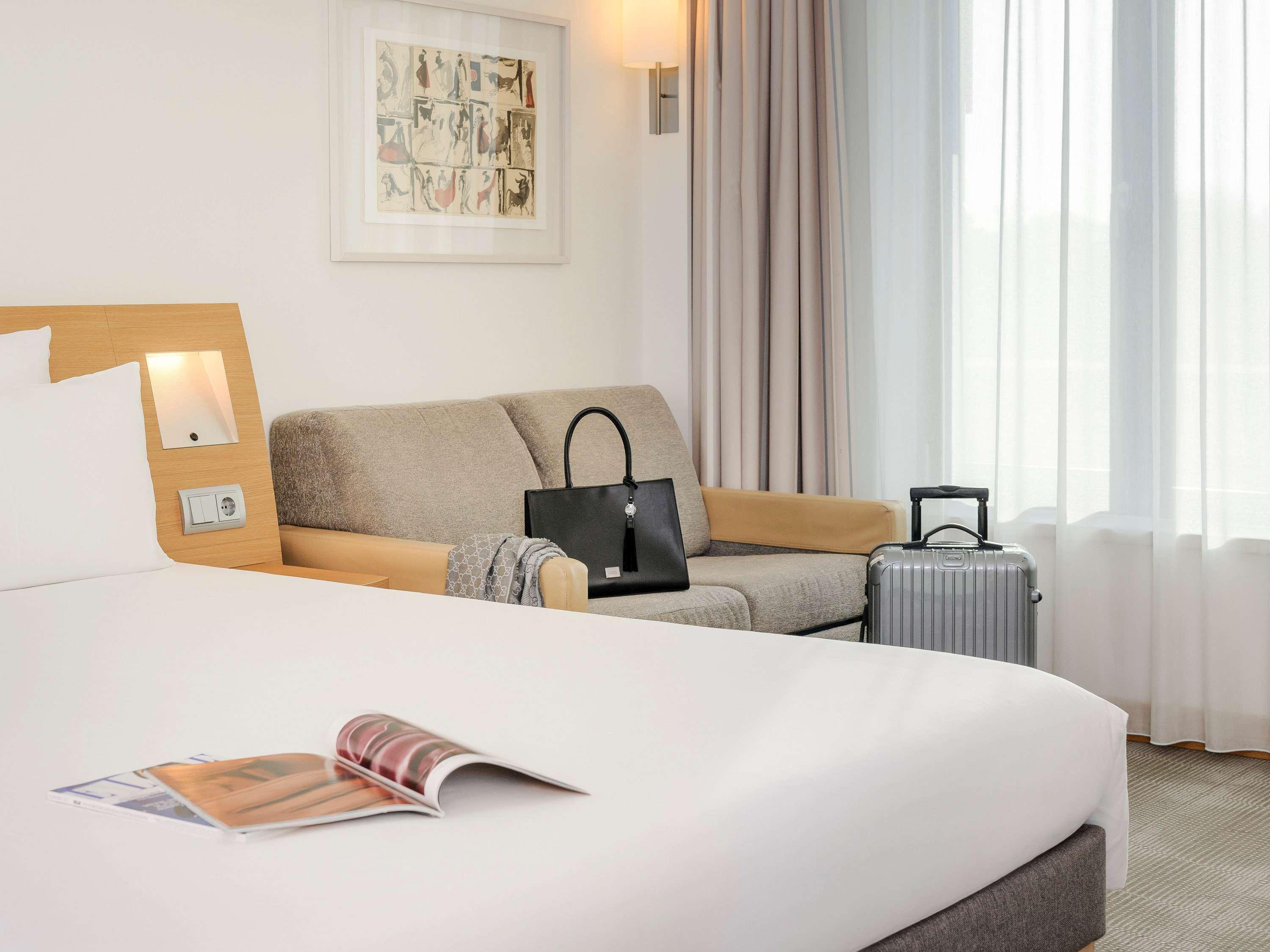 Double Queen Size Bed