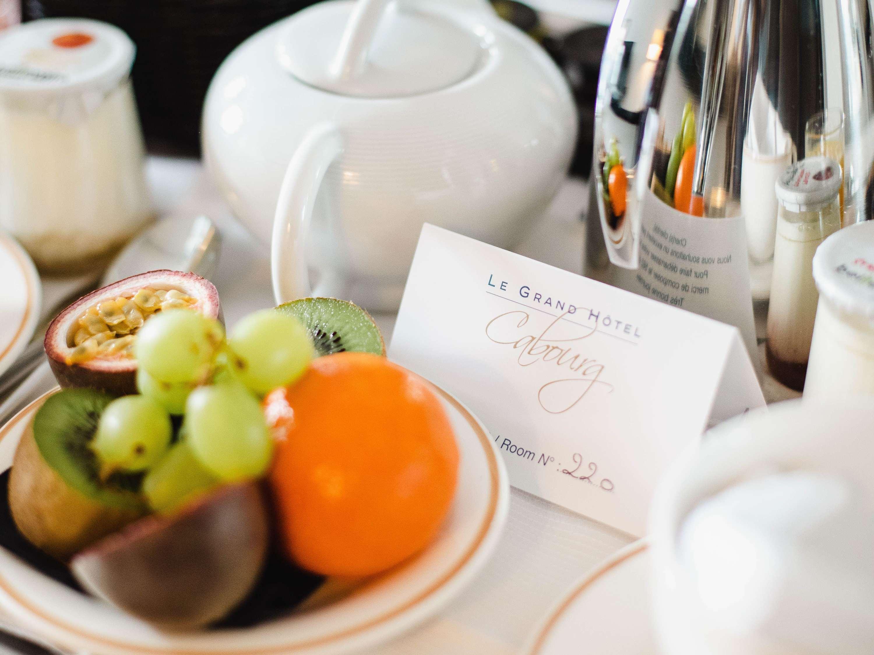 Family Room Garden View King Bed