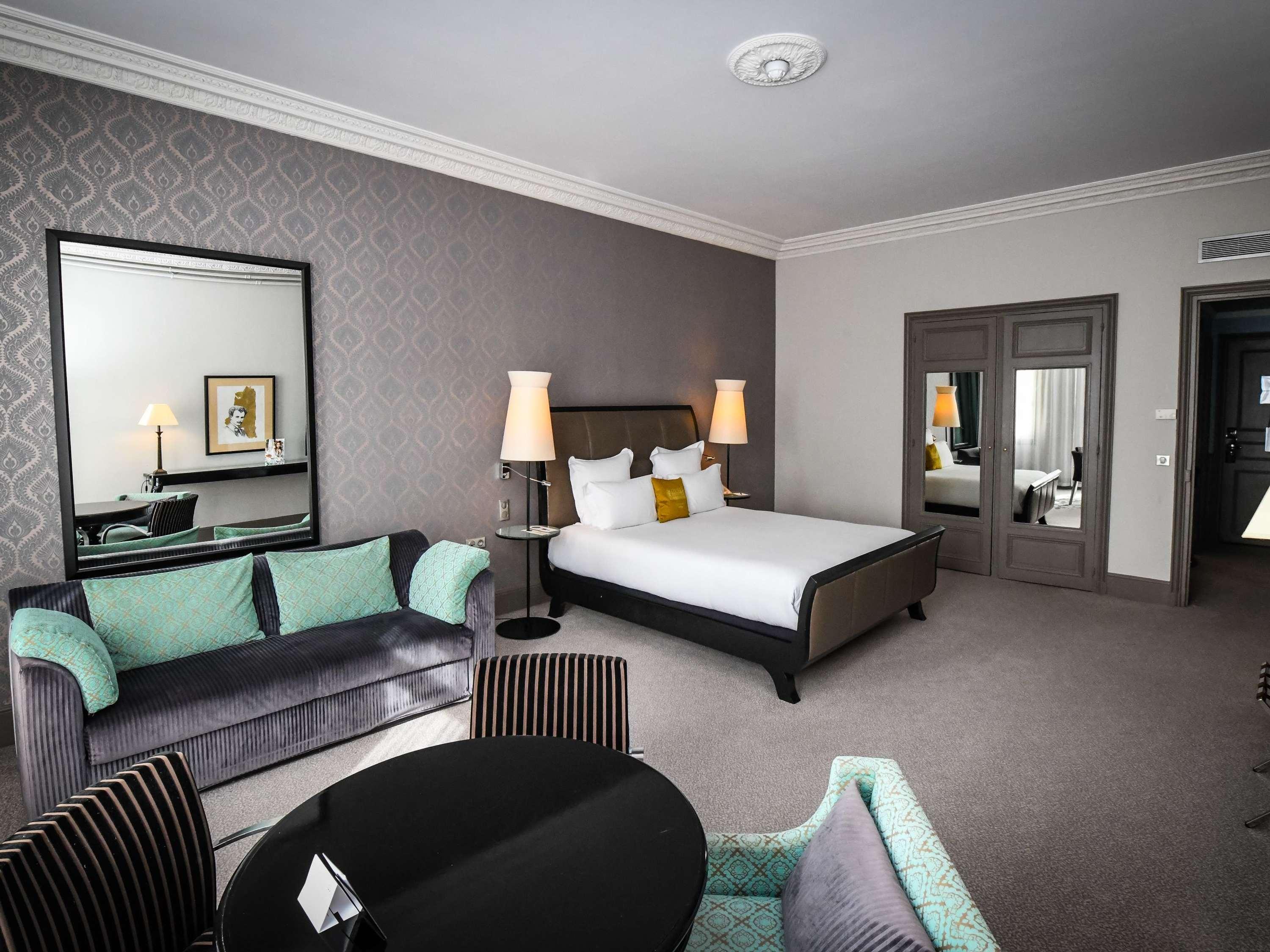 Family Room Sea View King Bed