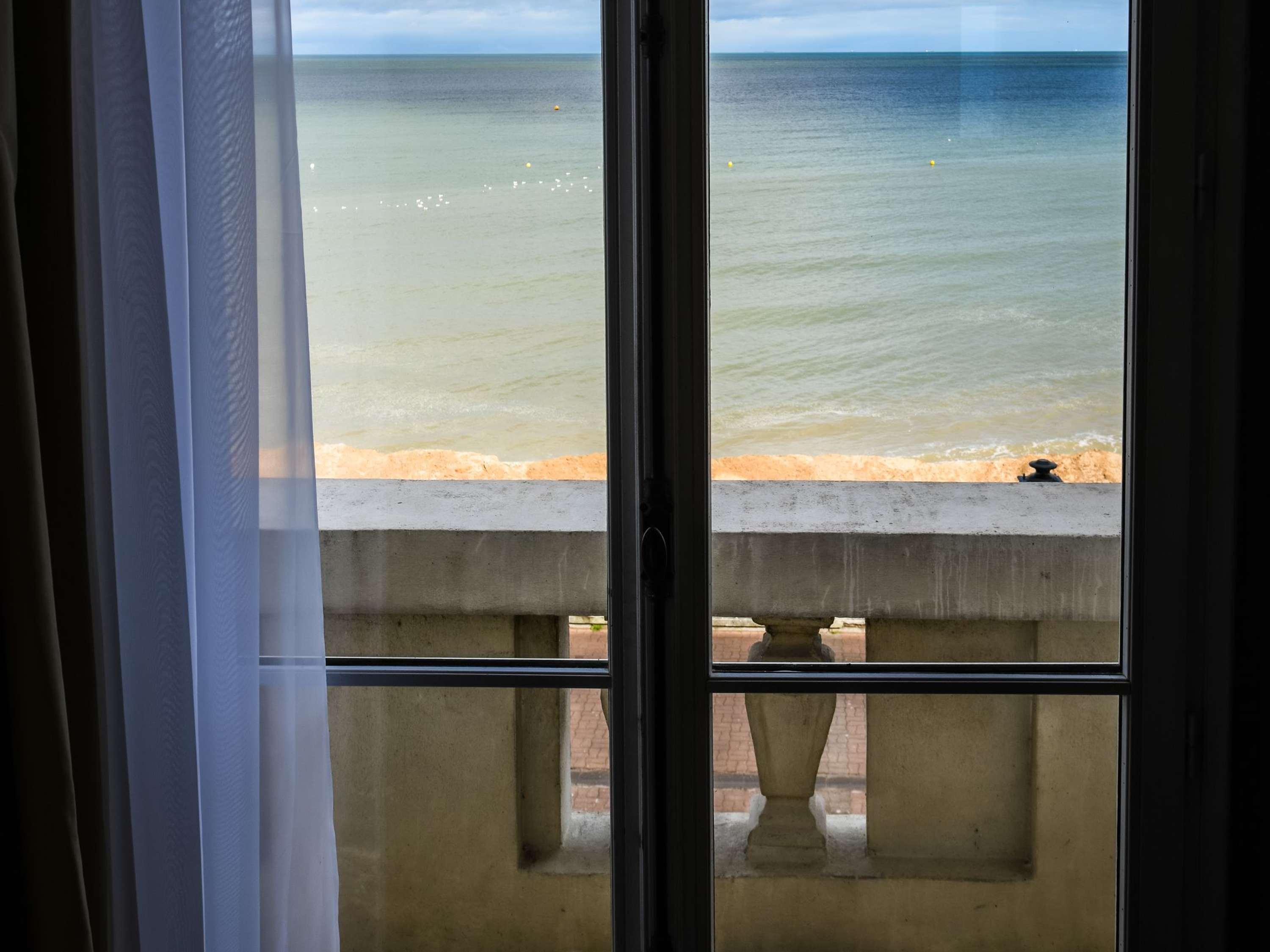 Double Deluxe Sea View with Balcony