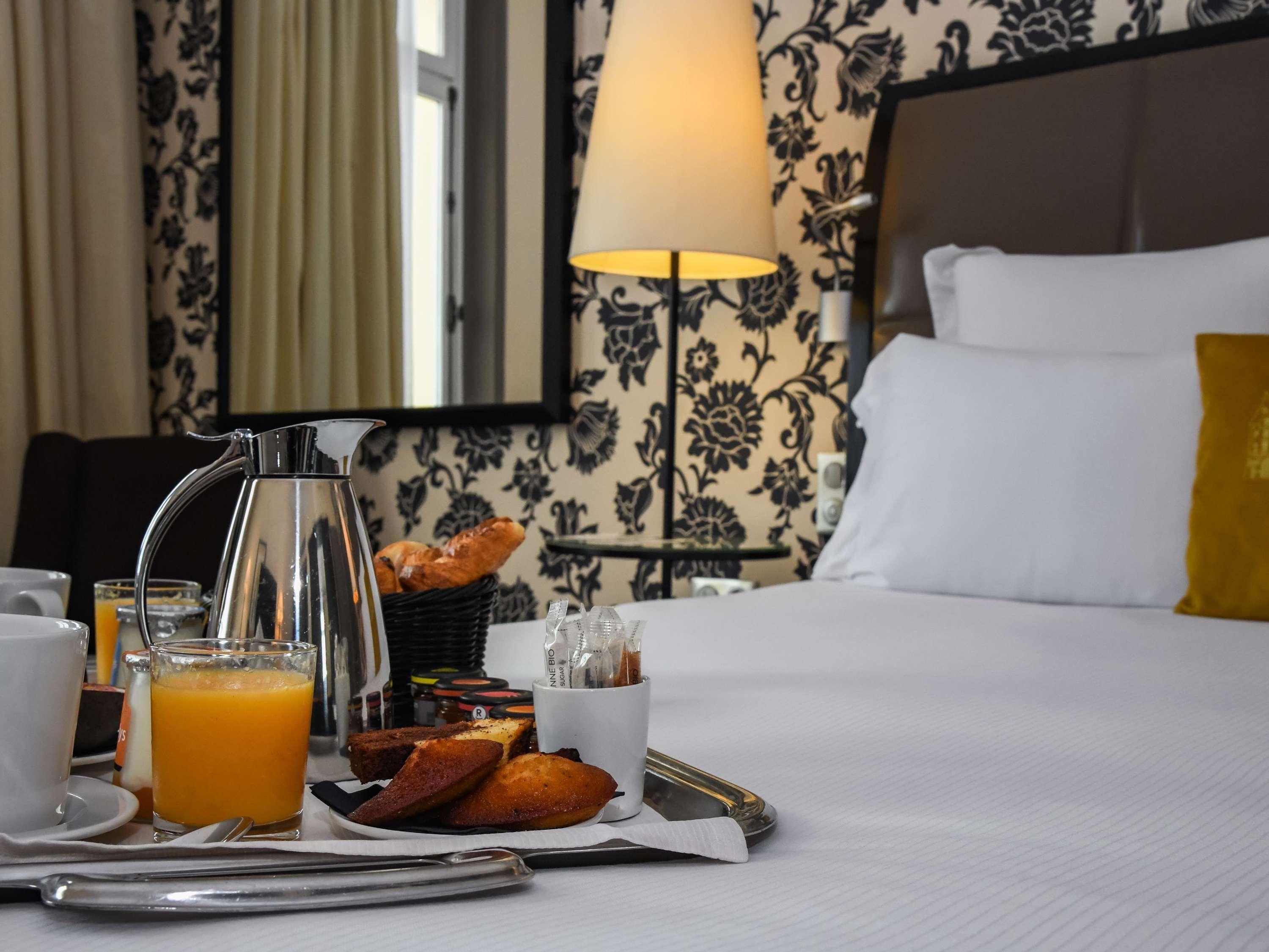 Family Room Sea View King Bed