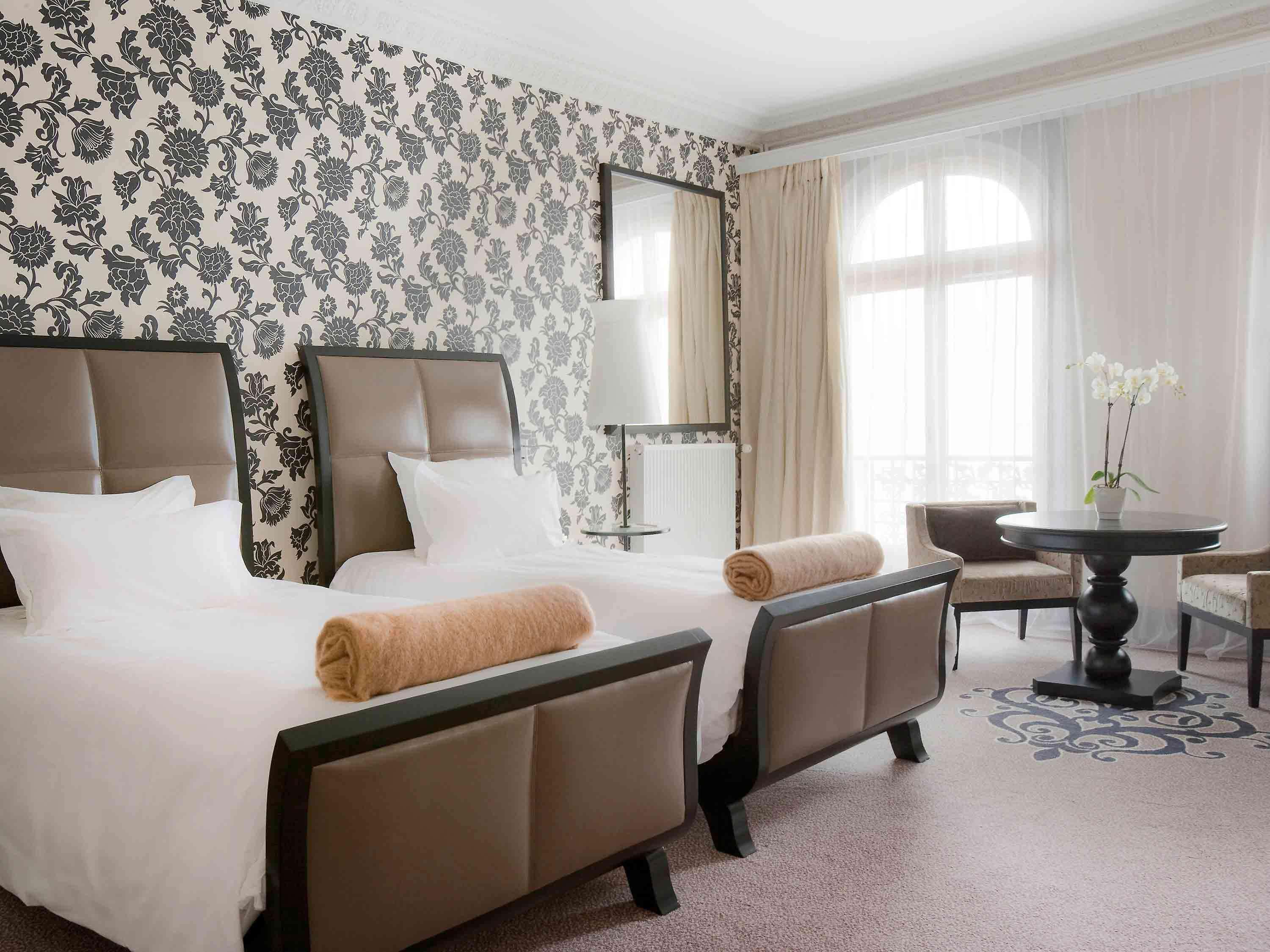 Double Classic Garden View