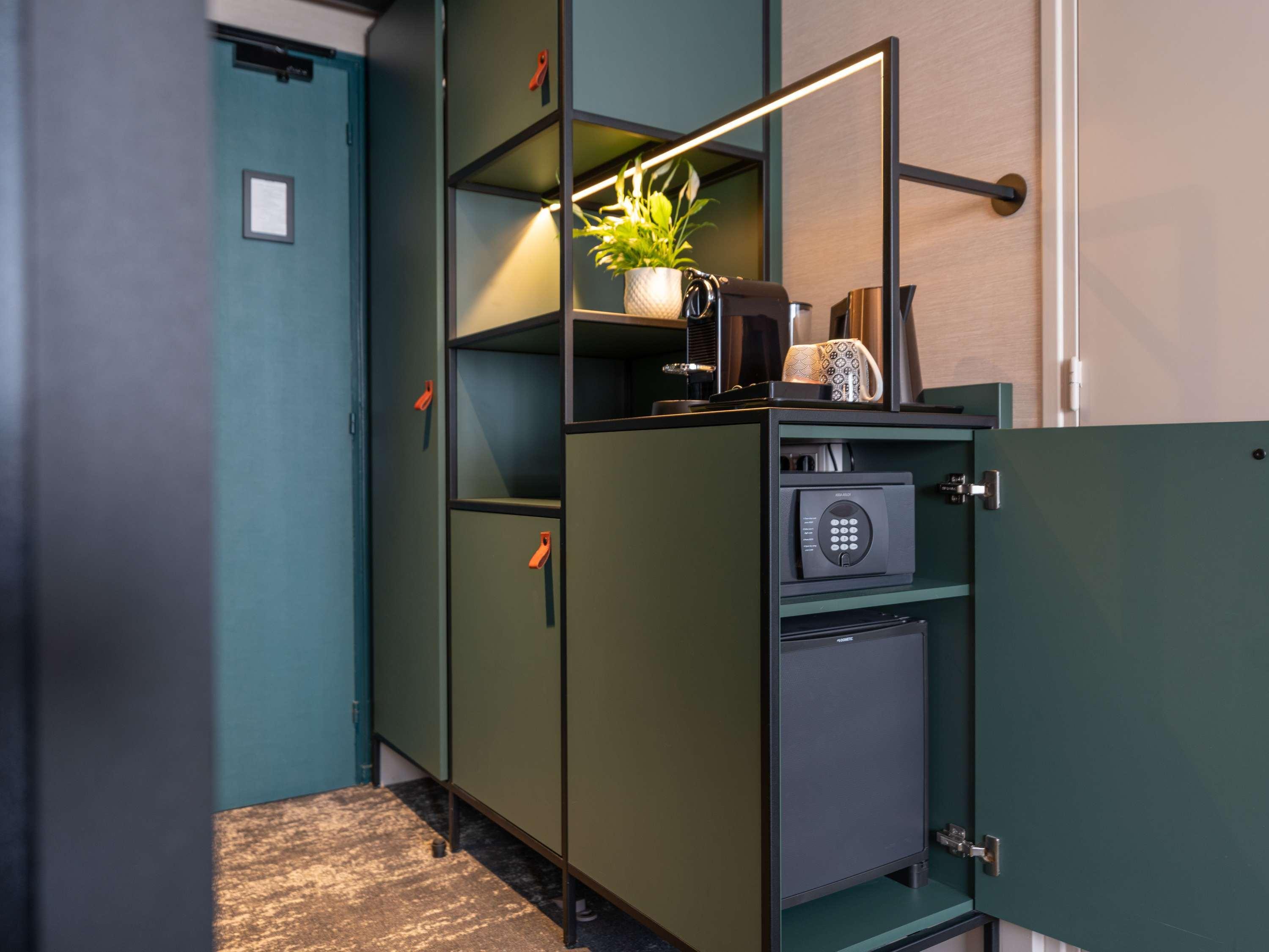 Double Executive King Bed