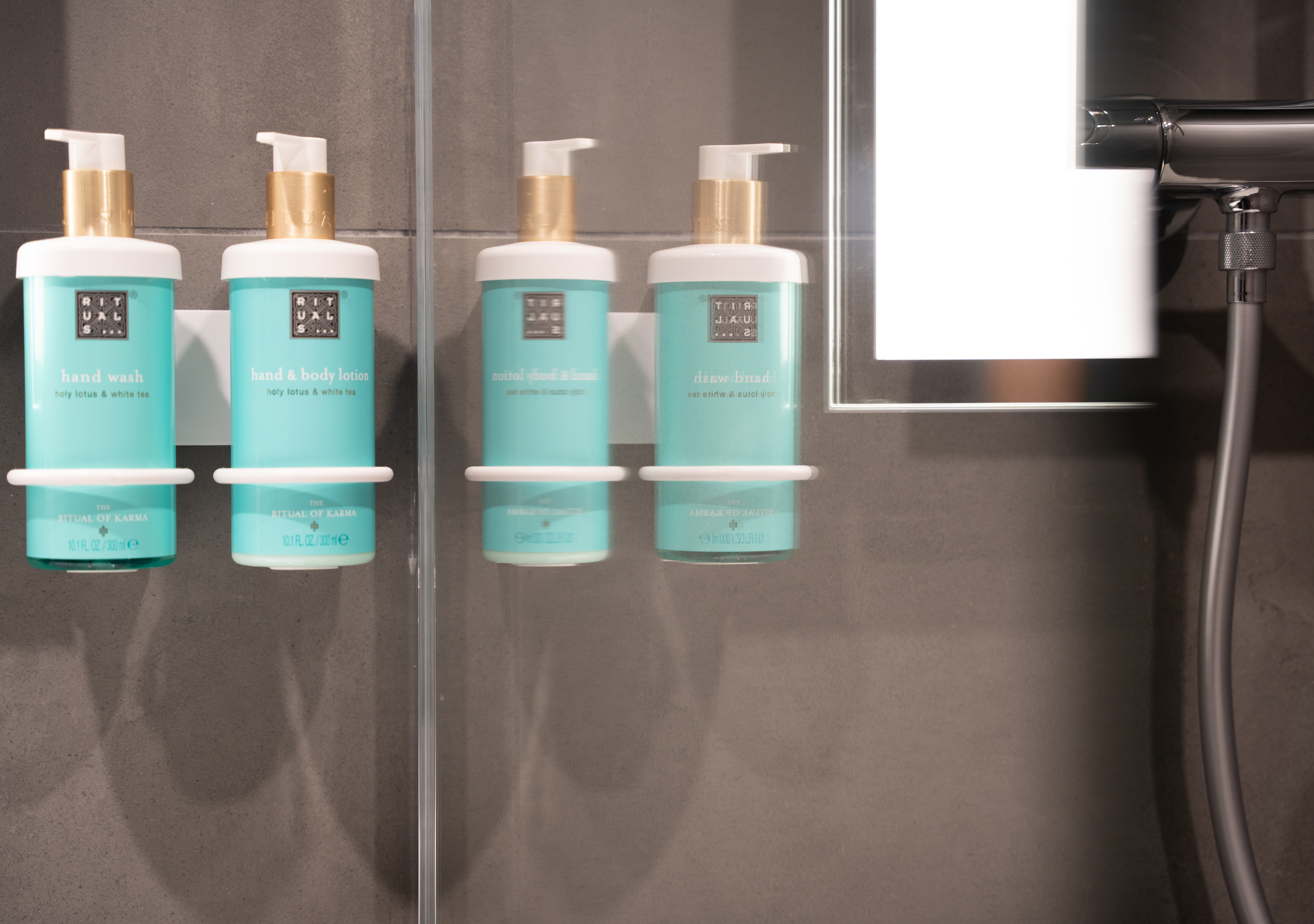 Double Classic Double Bed