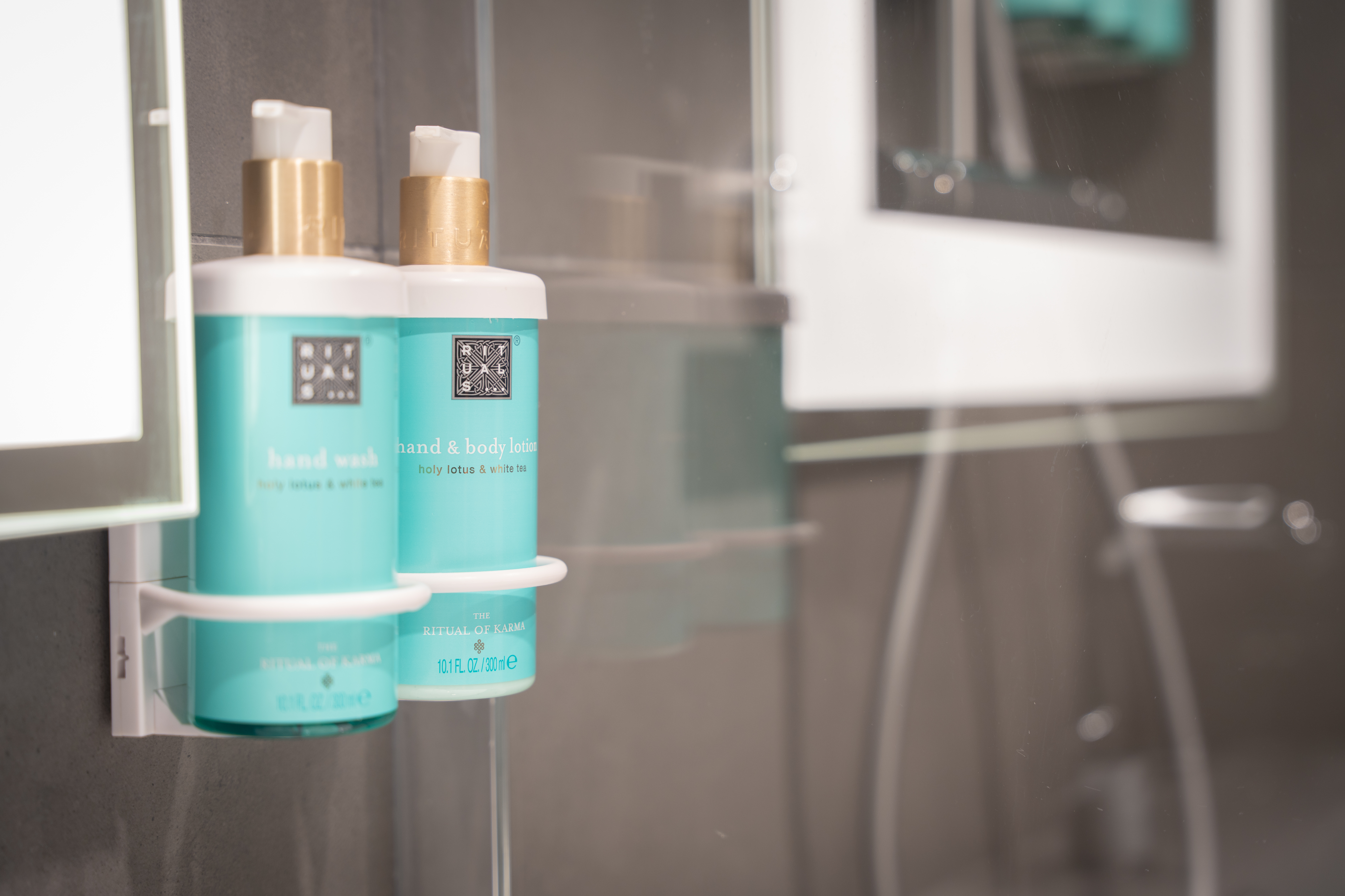 Double Classic Double Bed