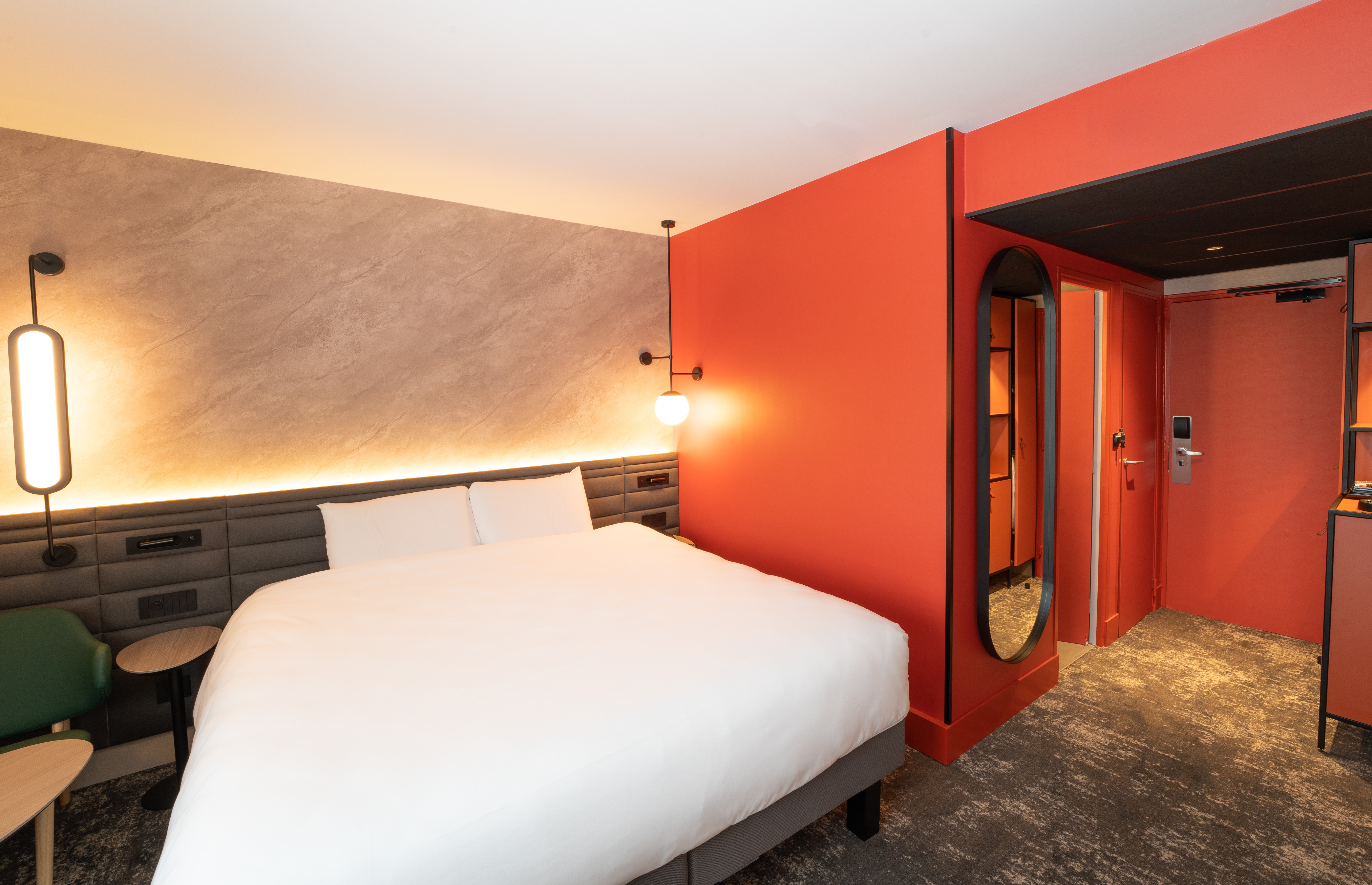 Double Classic Double Bed