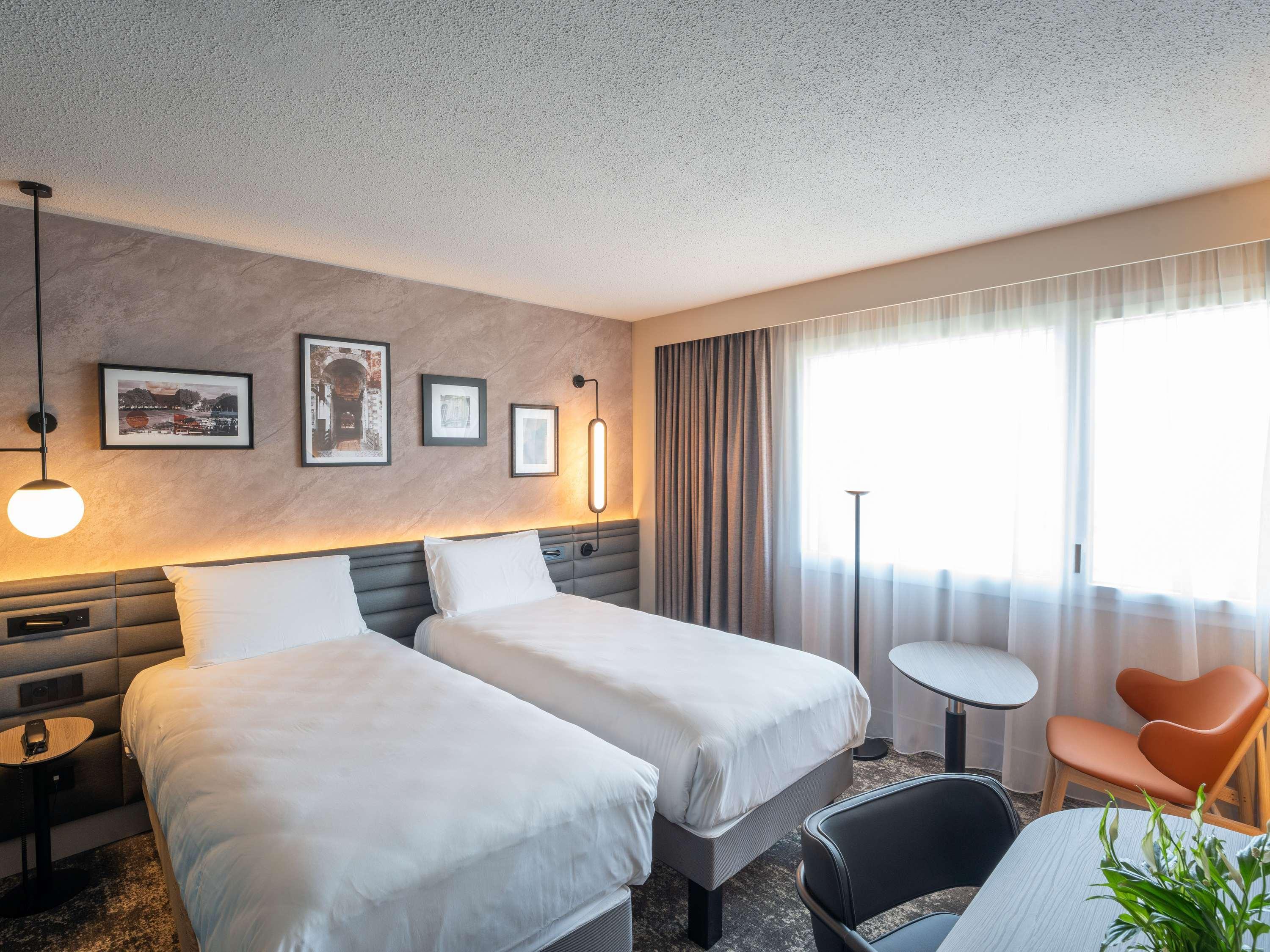 Suite Connecting Room