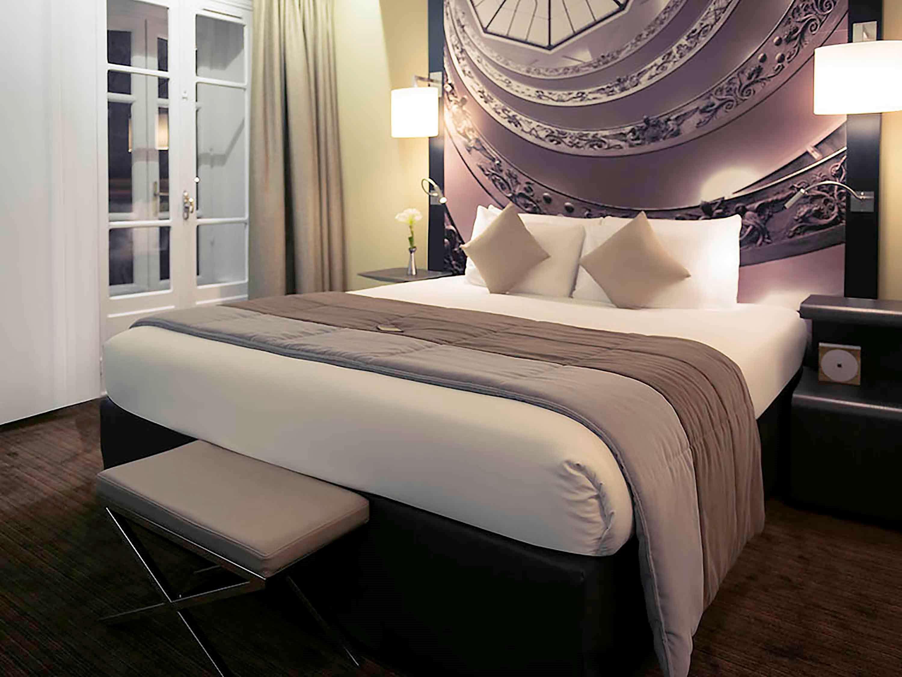 Double Classic Double Bed