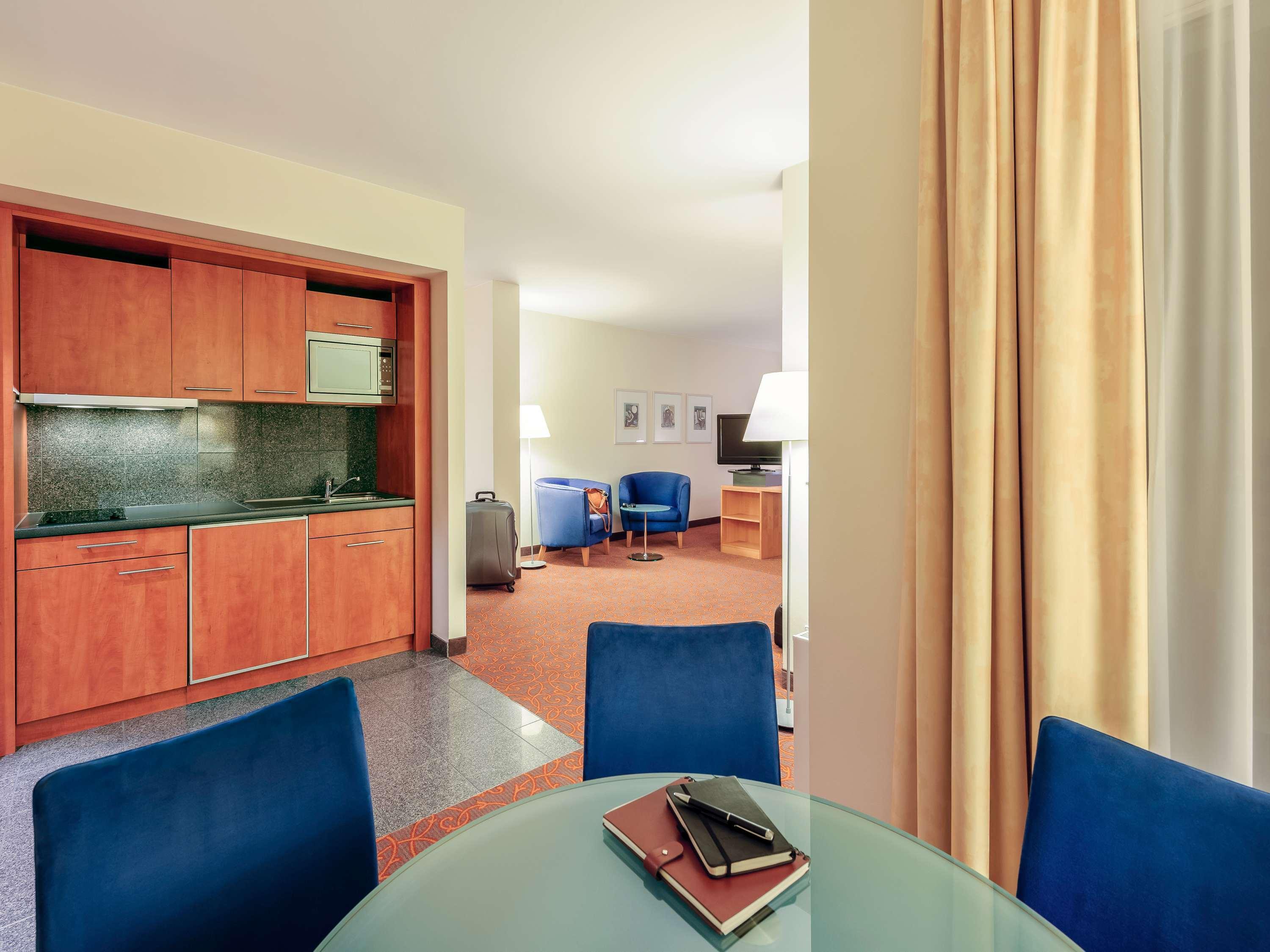 Apartment with Kitchenette