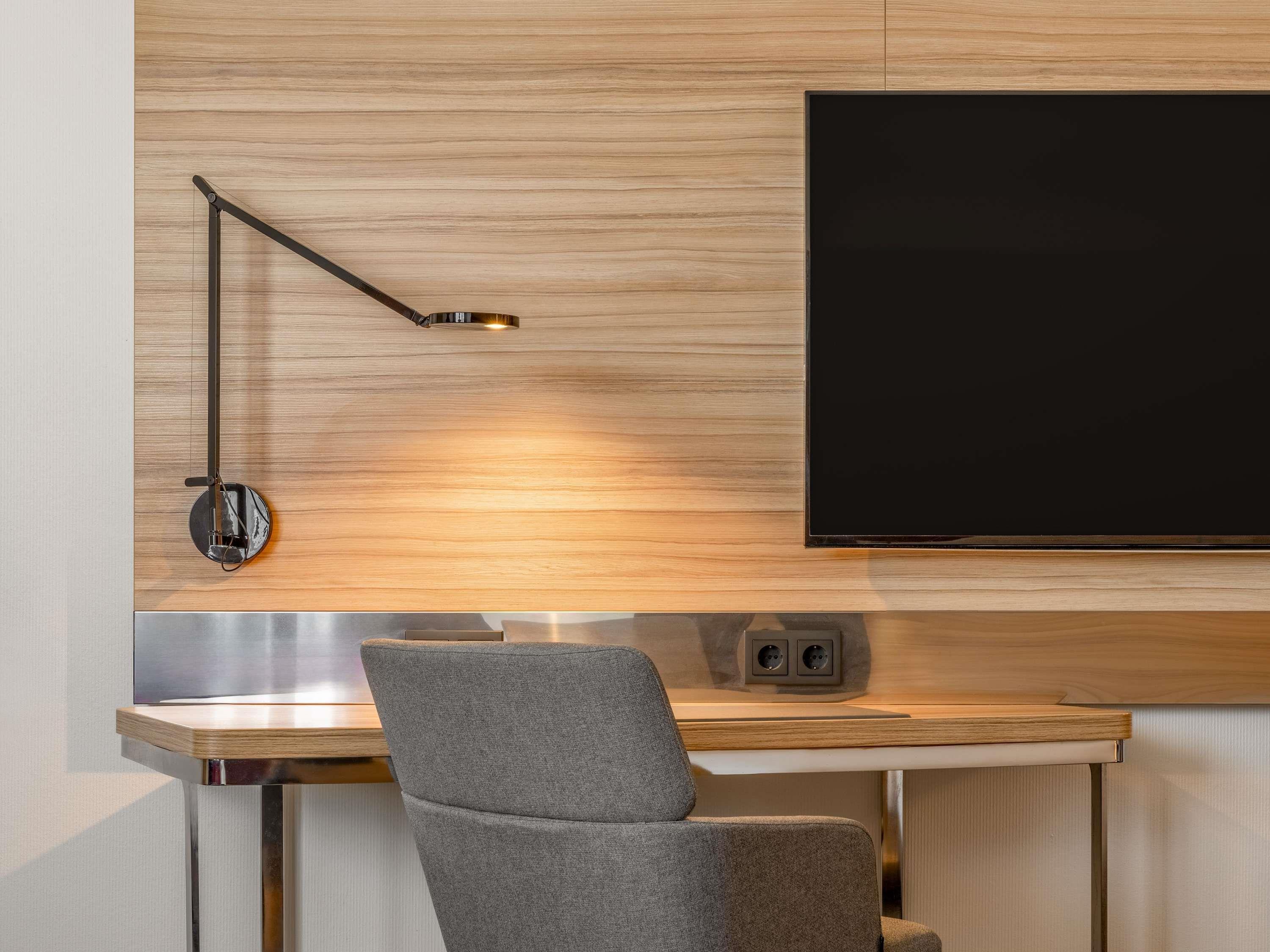 Double Business Superior