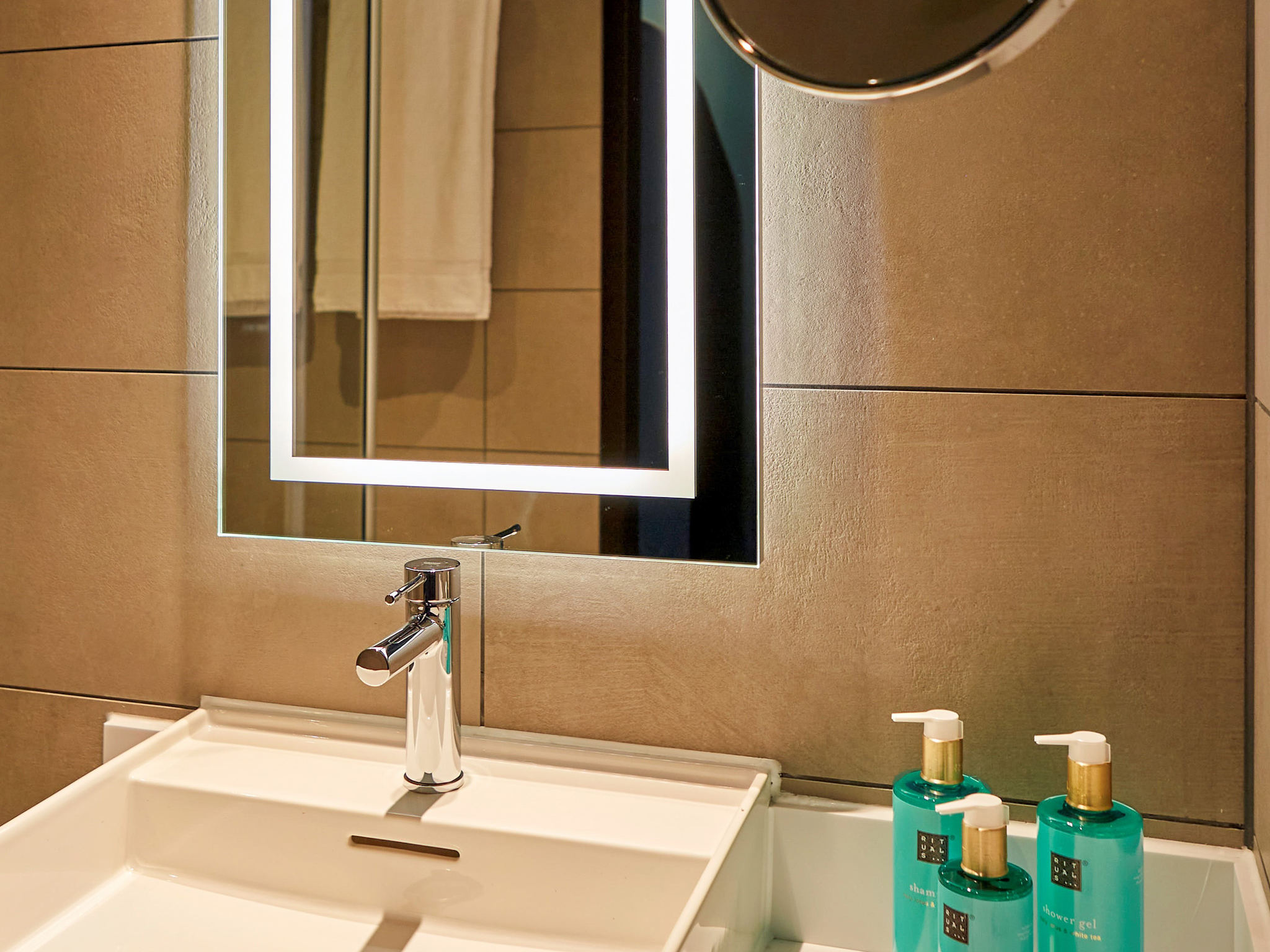 Double Superior with Double Bed