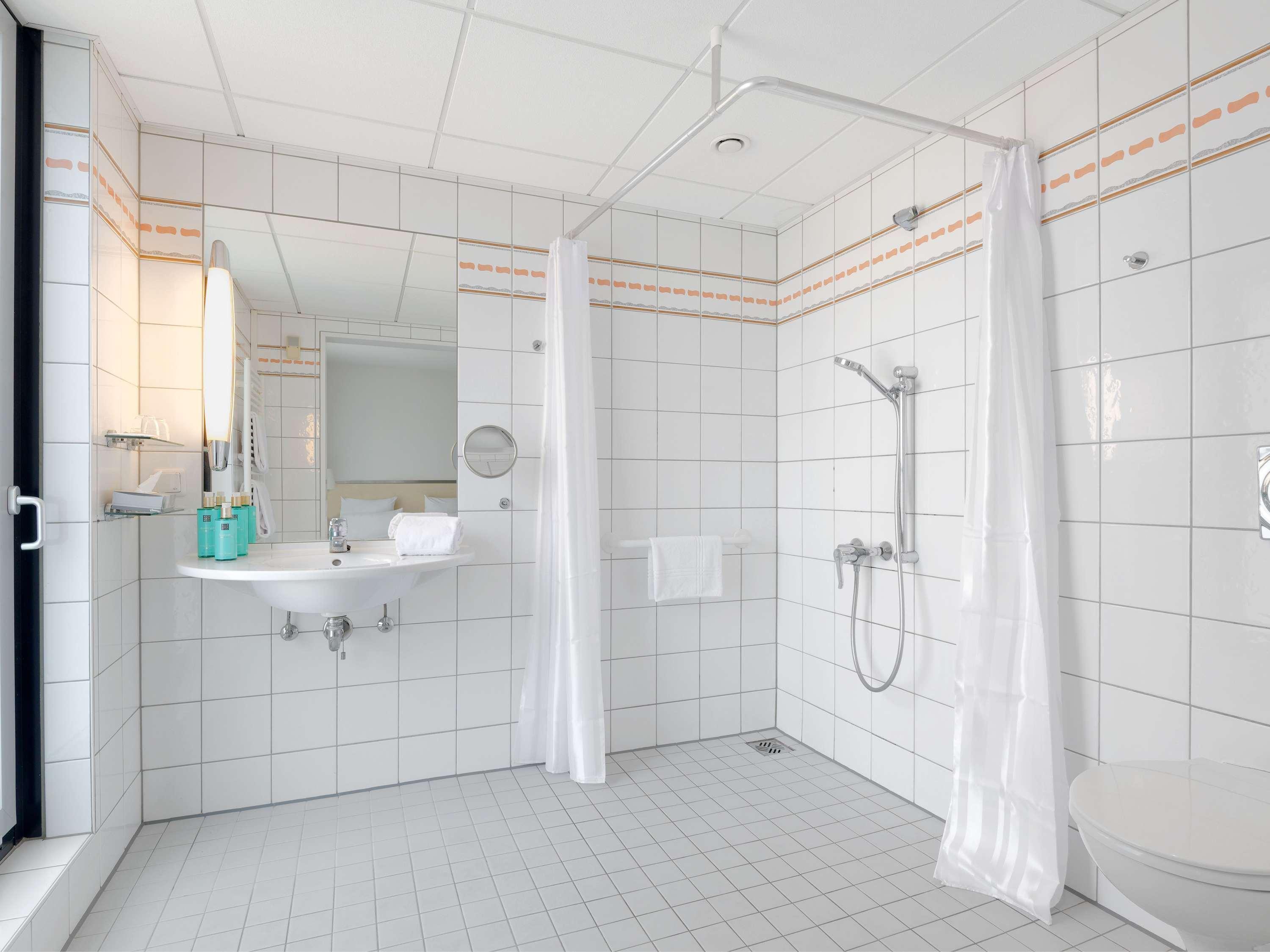 Double Queen Size Bed