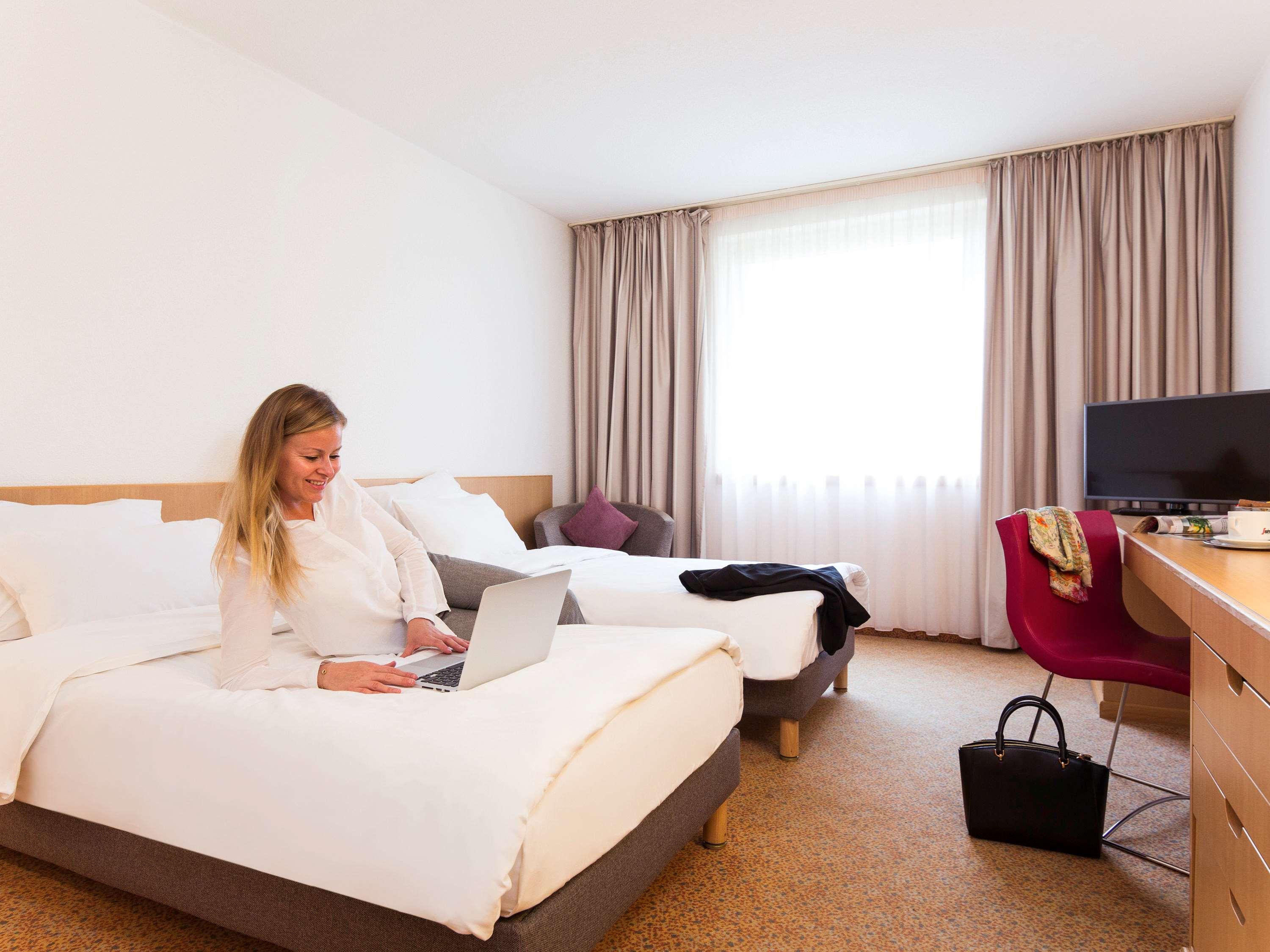 Double Queen Size Bed