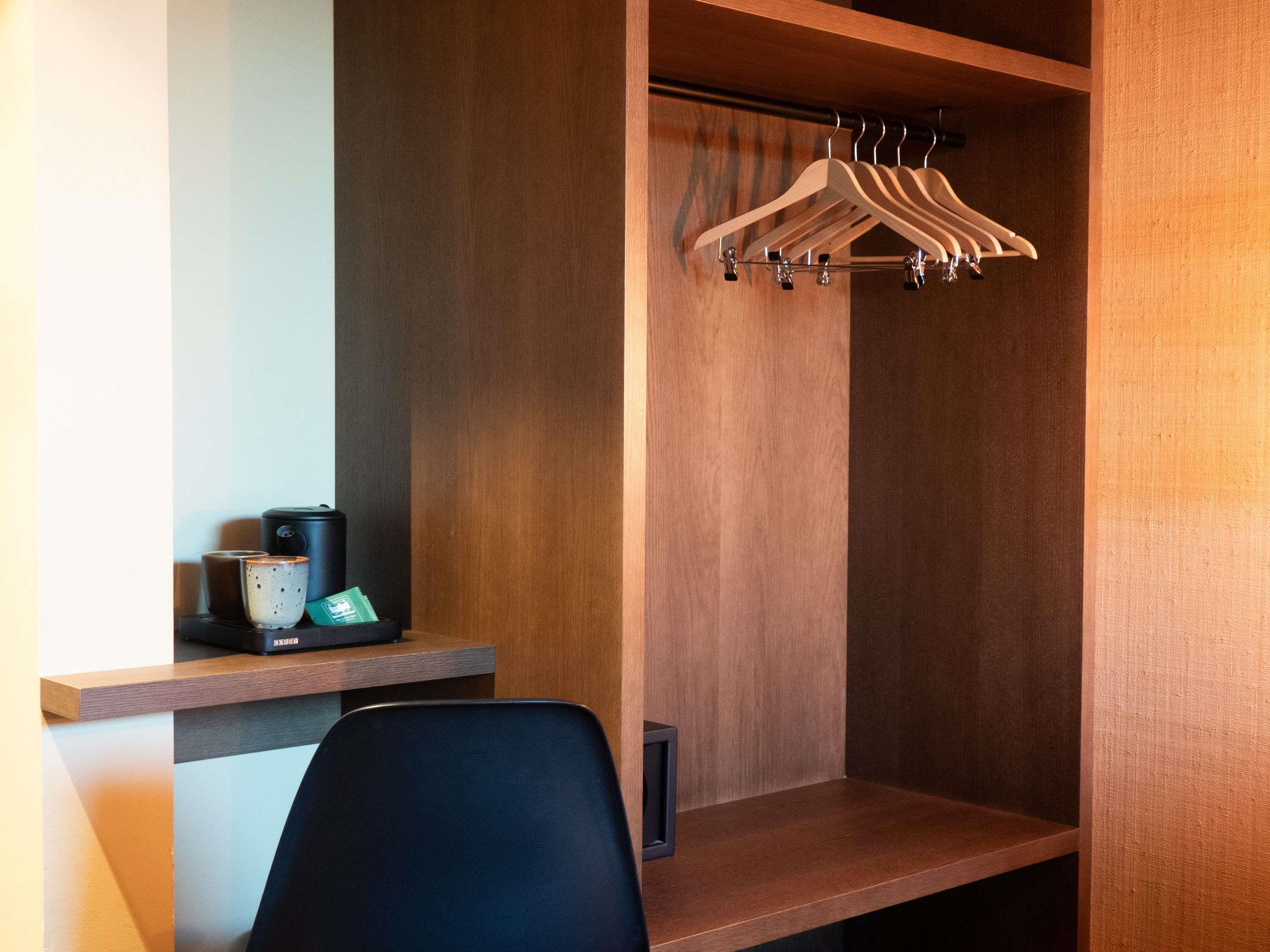 Double Classic Double Bed