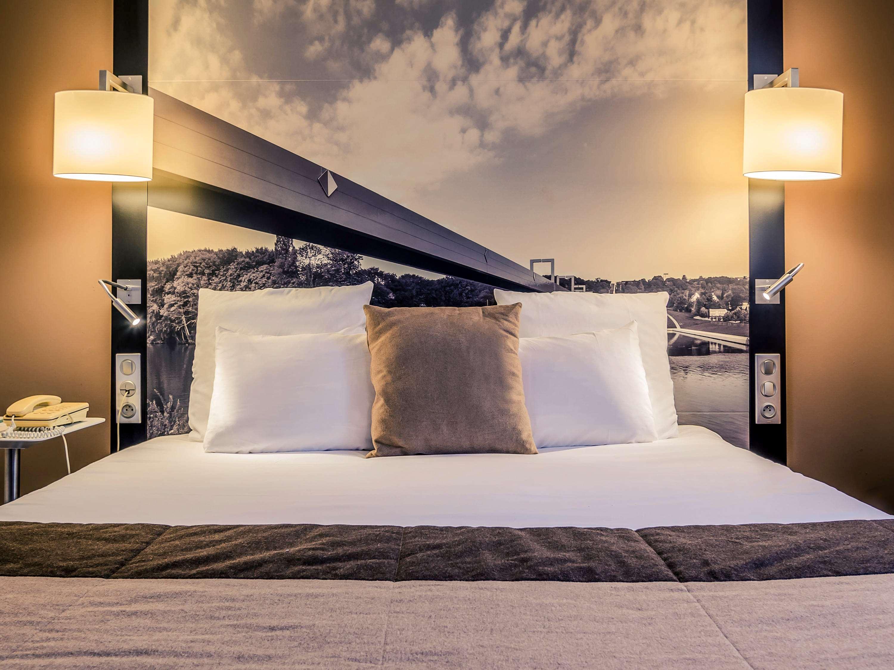 Double Classic Double Bed