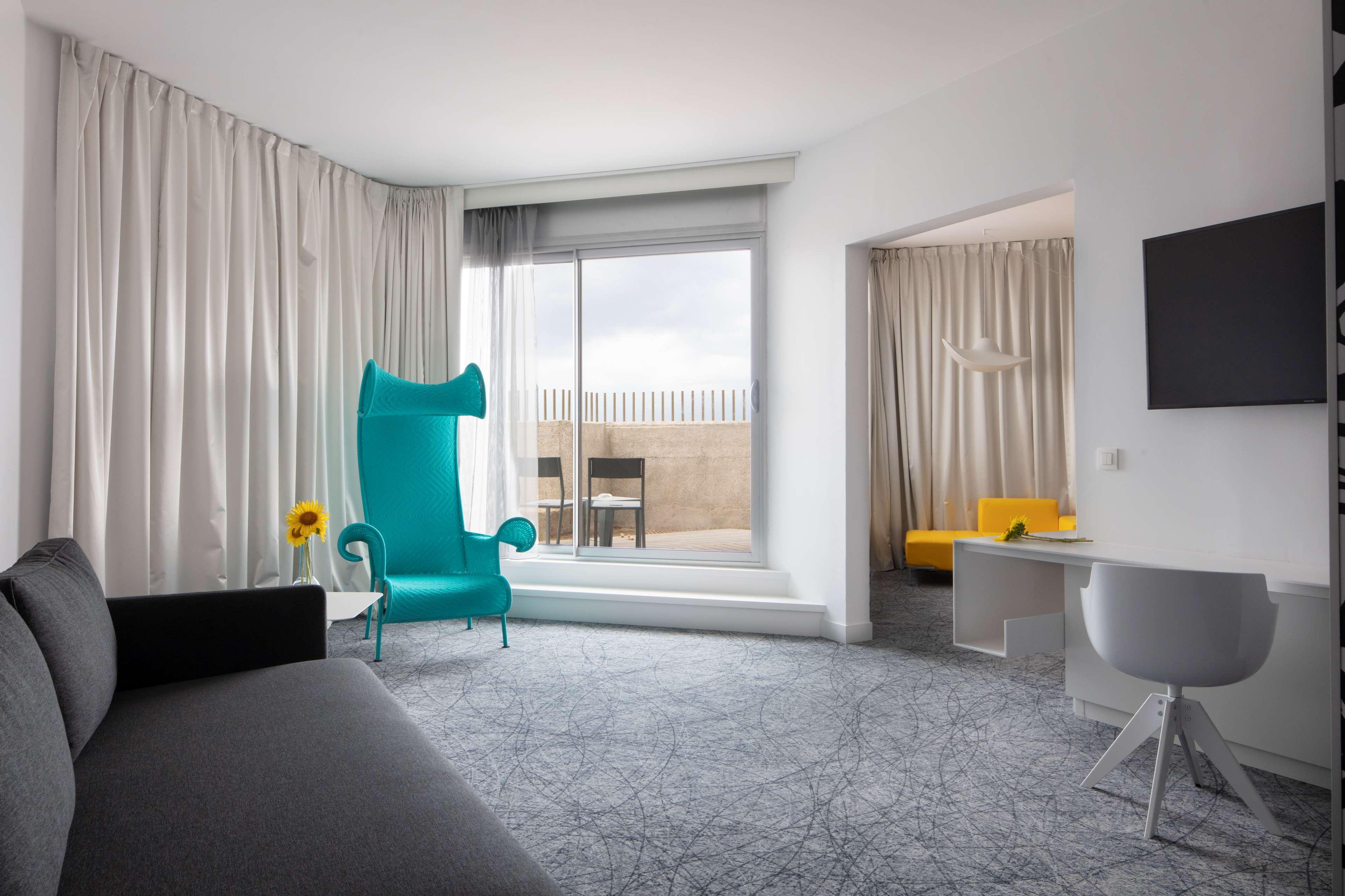 Family Room Sea View