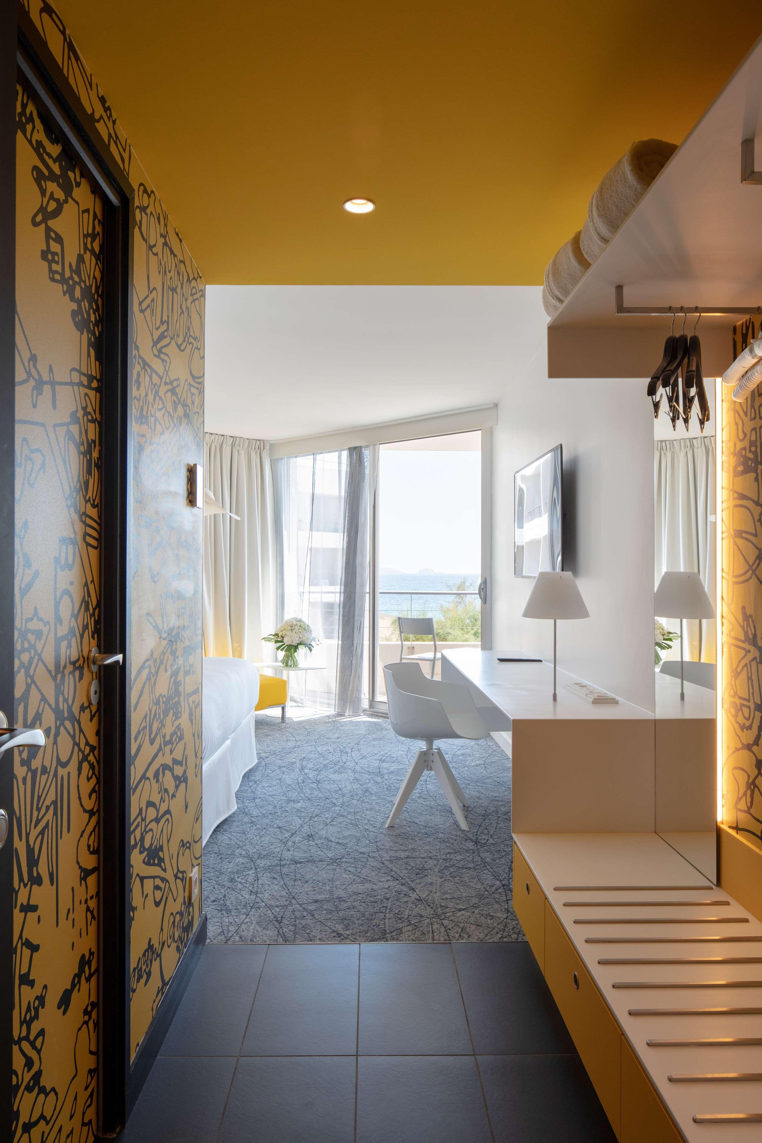 Double Premium Sea View