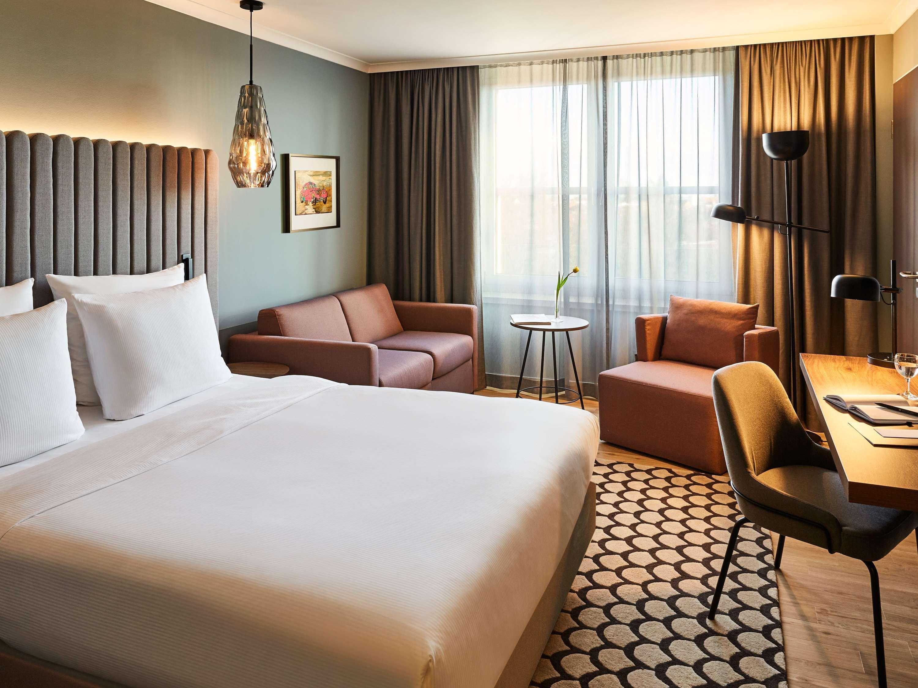 Double Superior Queen Bed