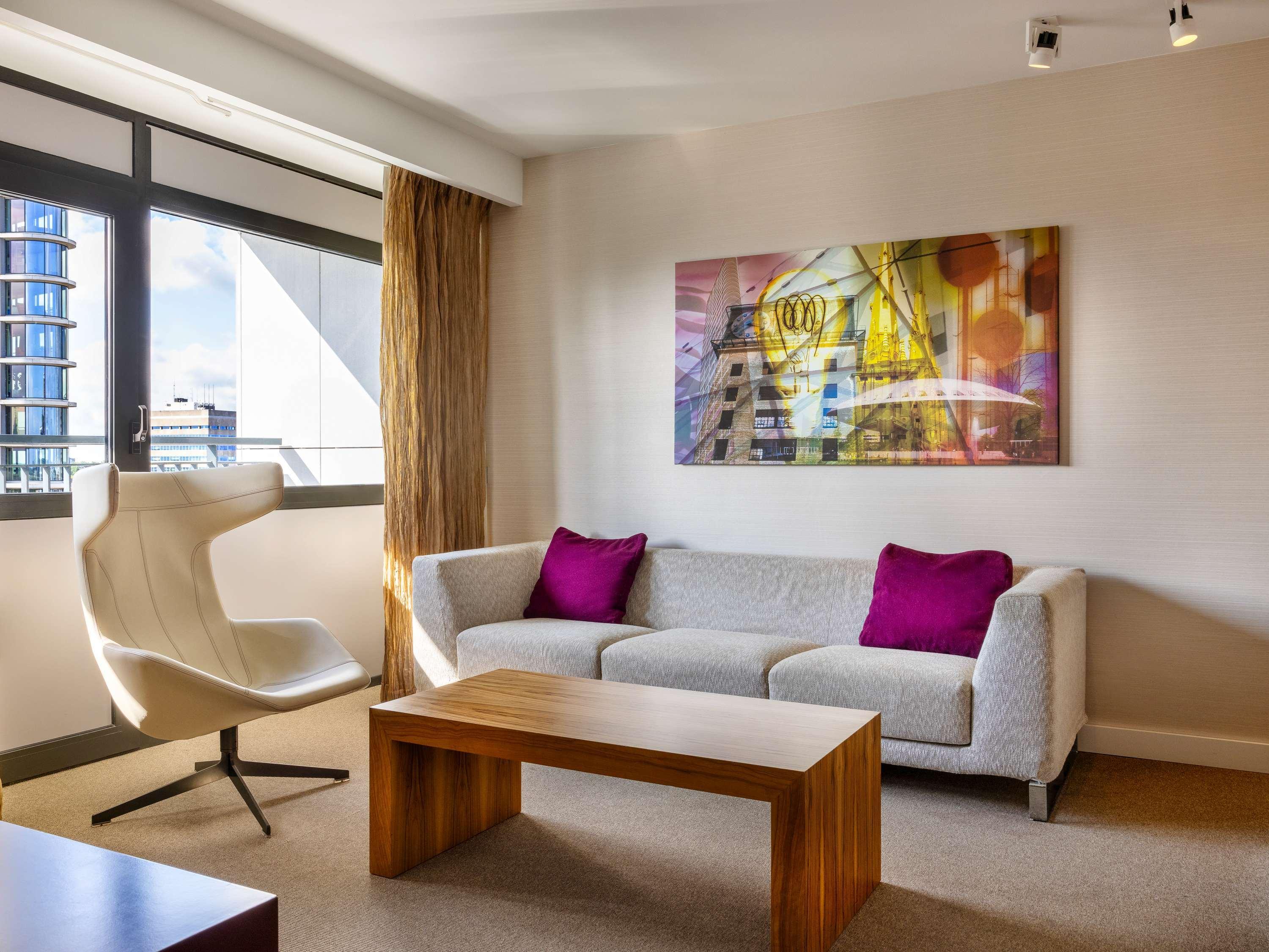 Double Executive King Bed