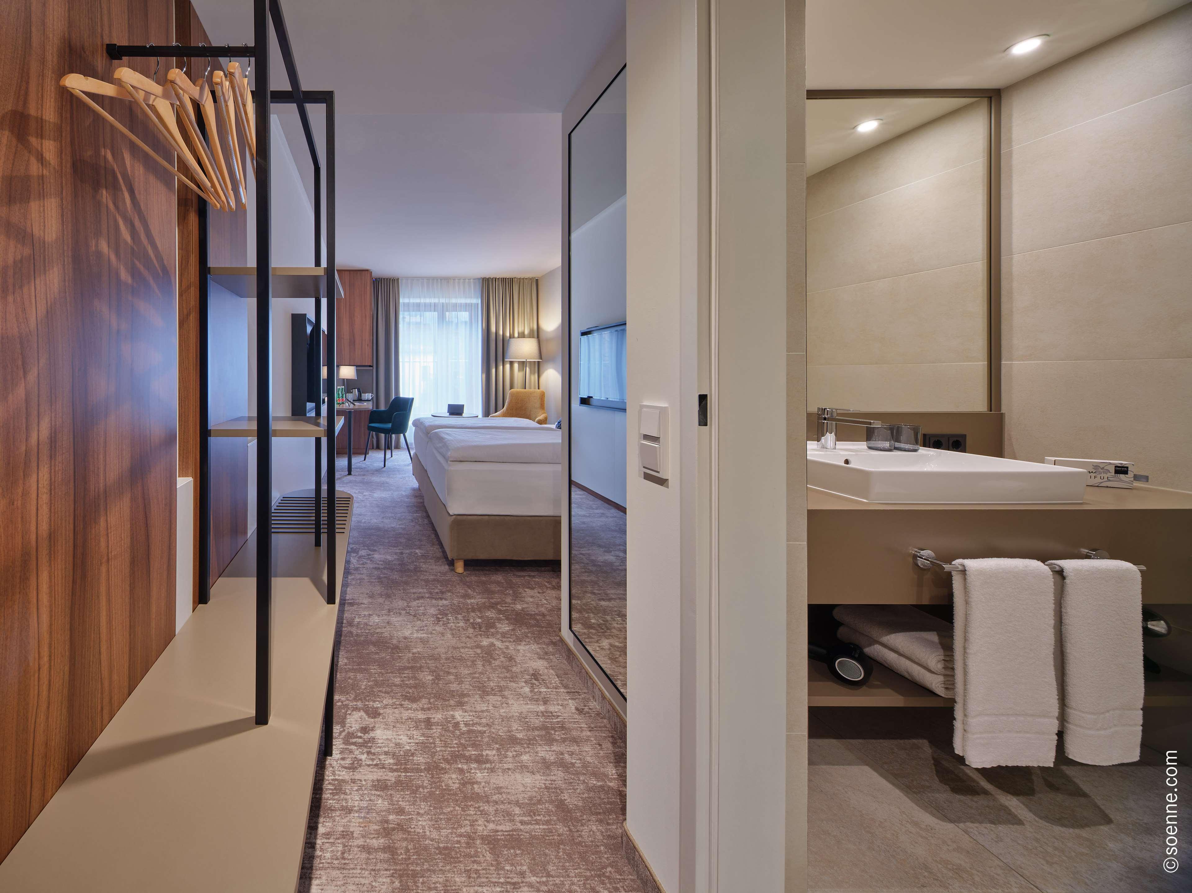 Double or Twin Capacity 1