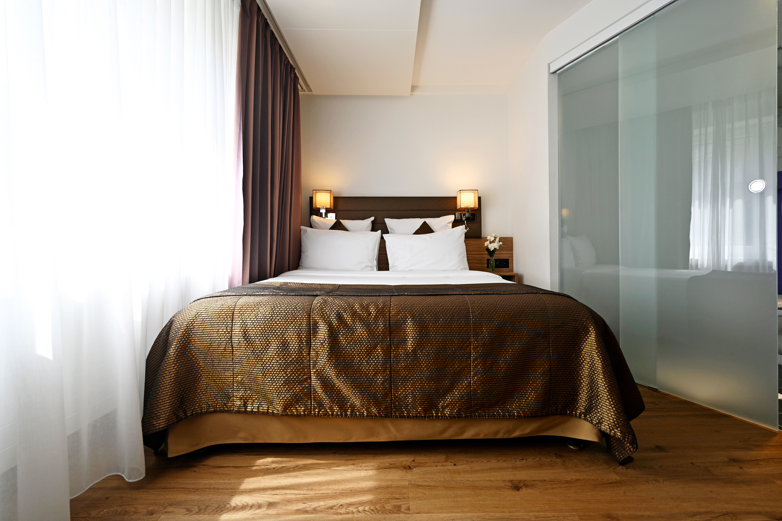 Double Queen Size Bed