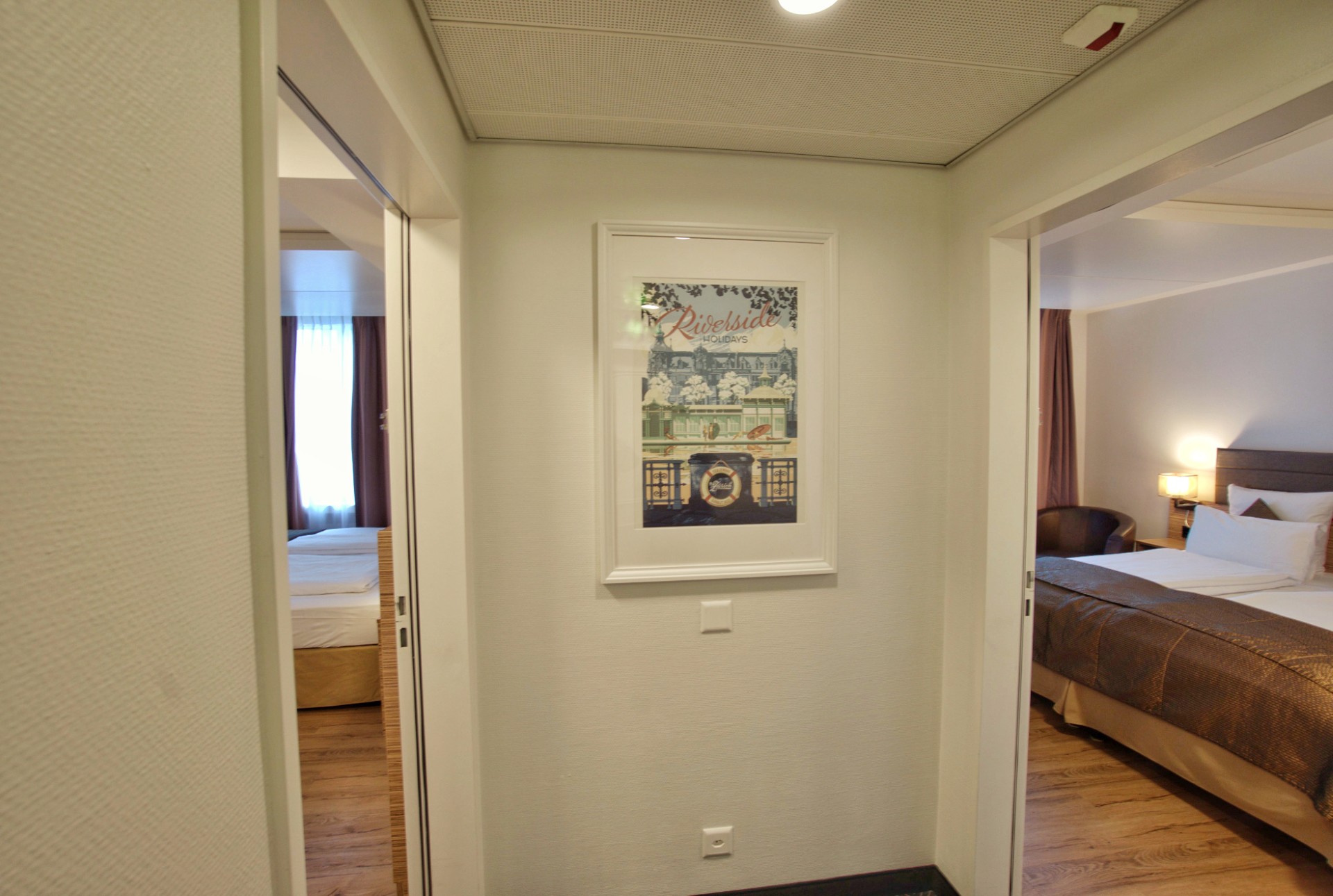 Family Room Connecting Room