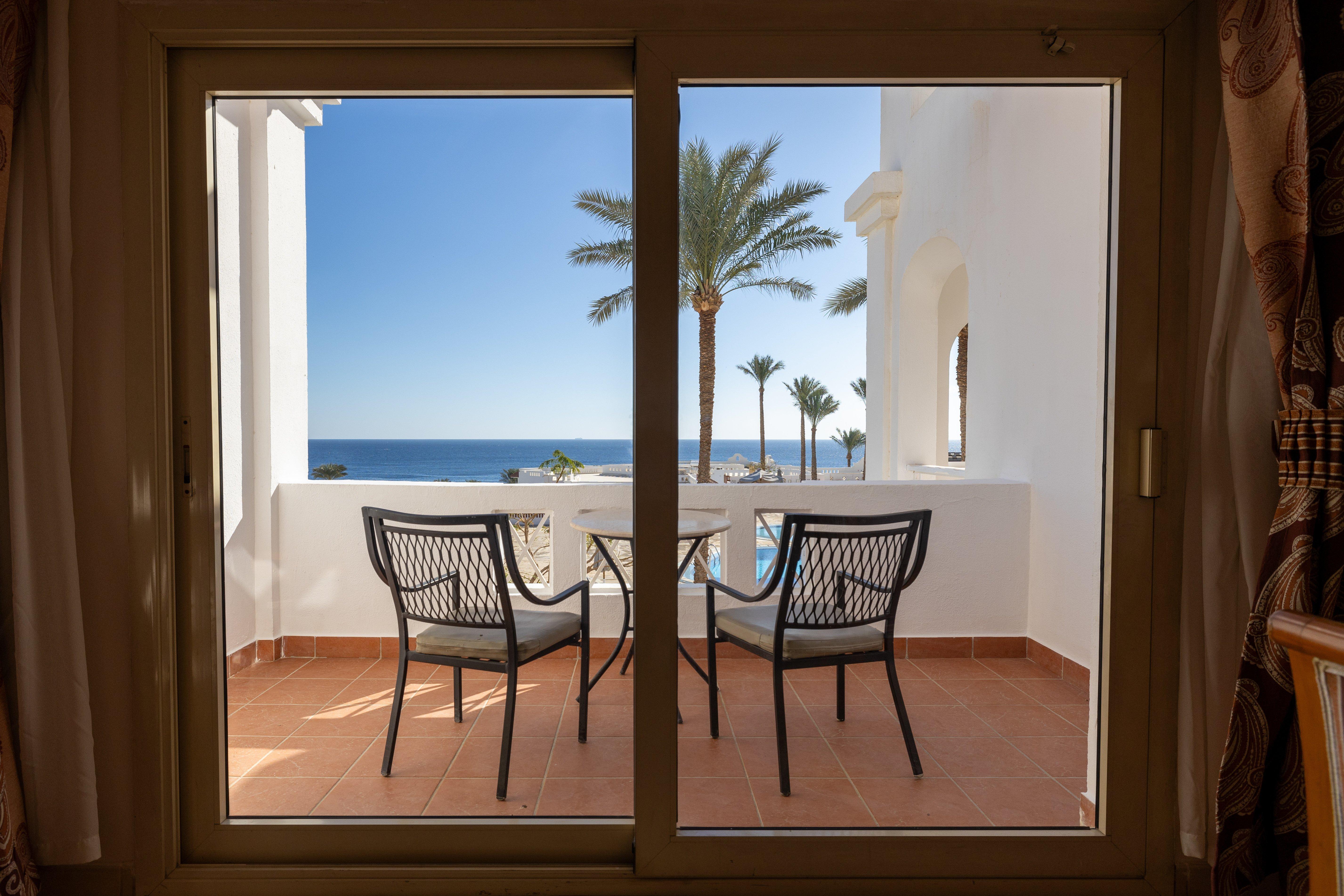 Double Sea View King Bed