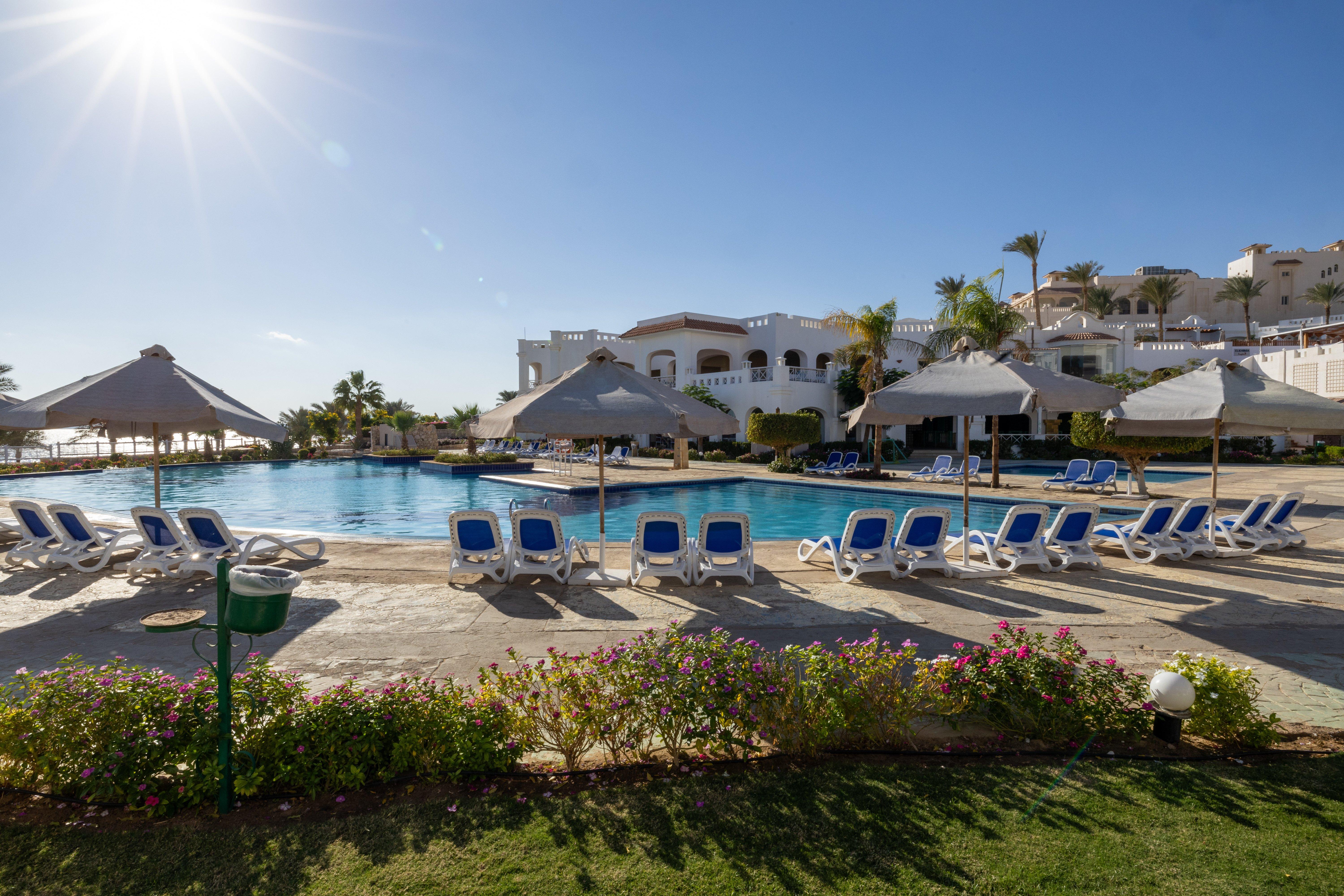 Family Room Three Beds