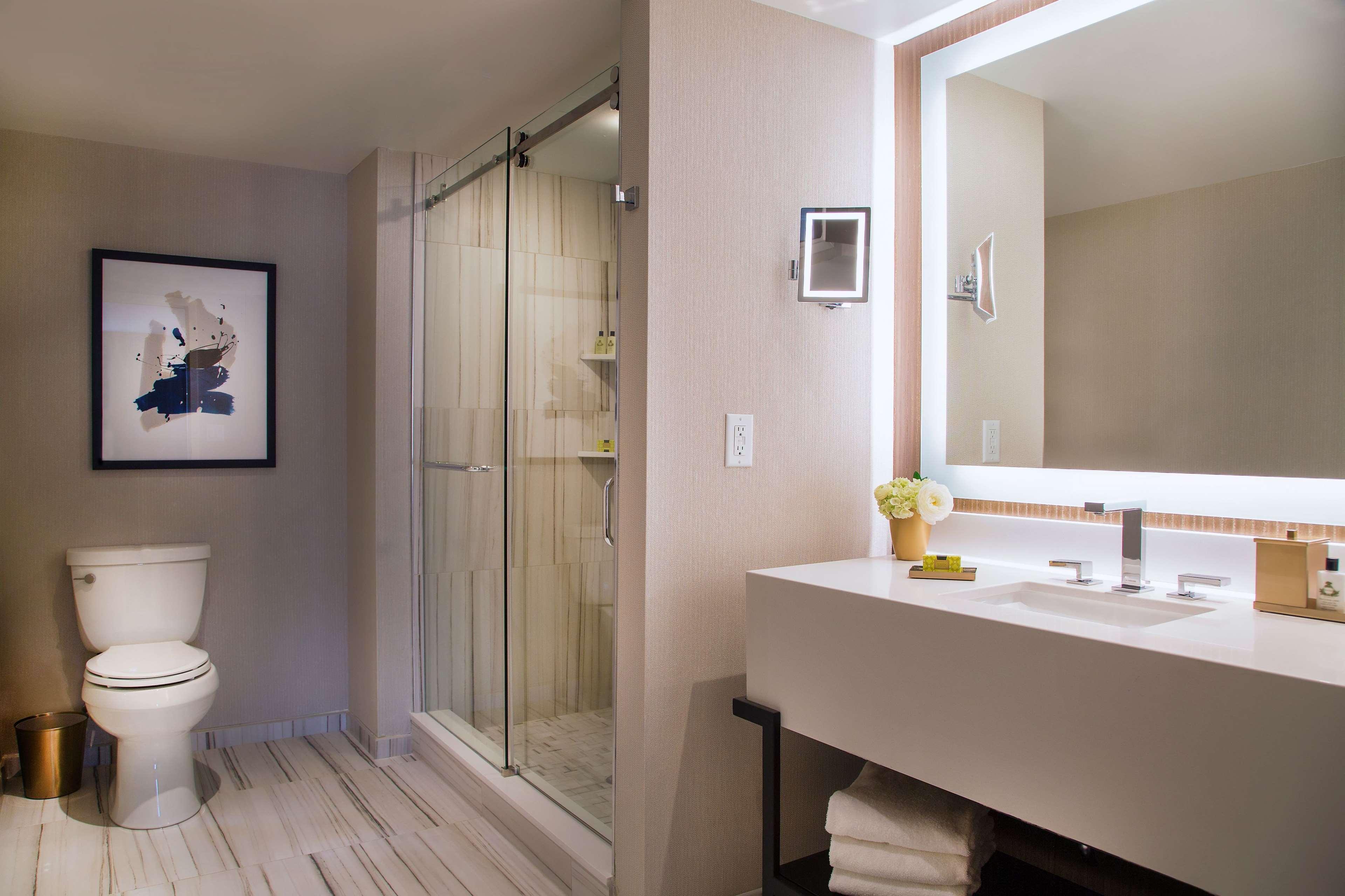 Suite Executive King Bed