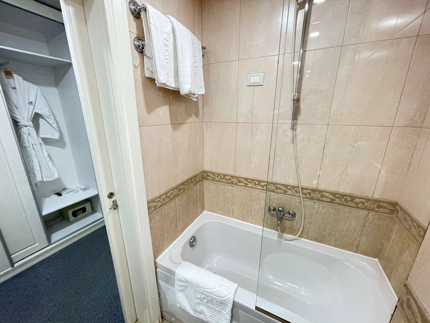 Junior Suite Capacity 4