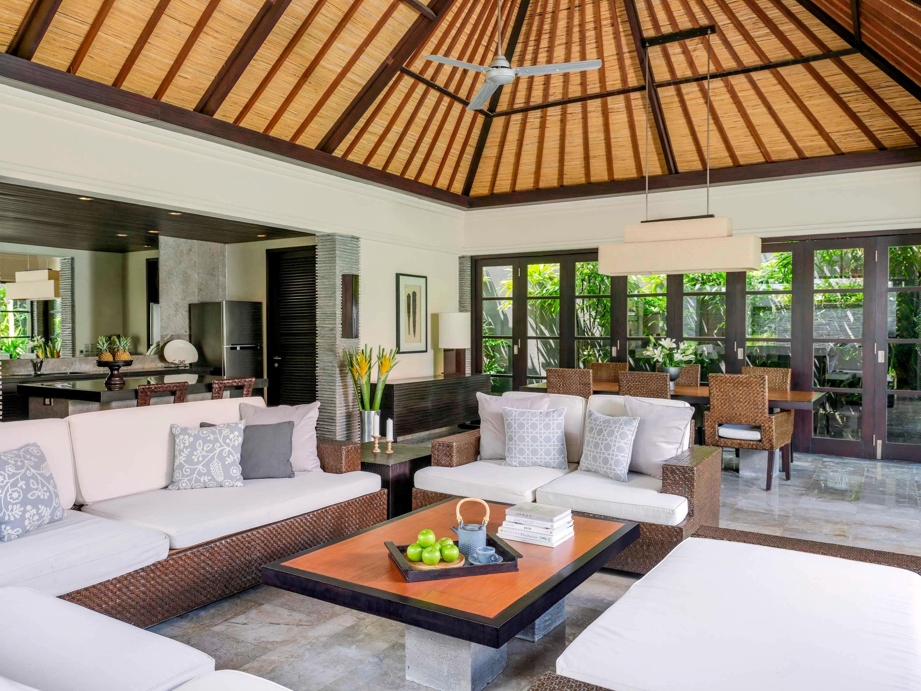 Villa Four Bedrooms with Private Pool